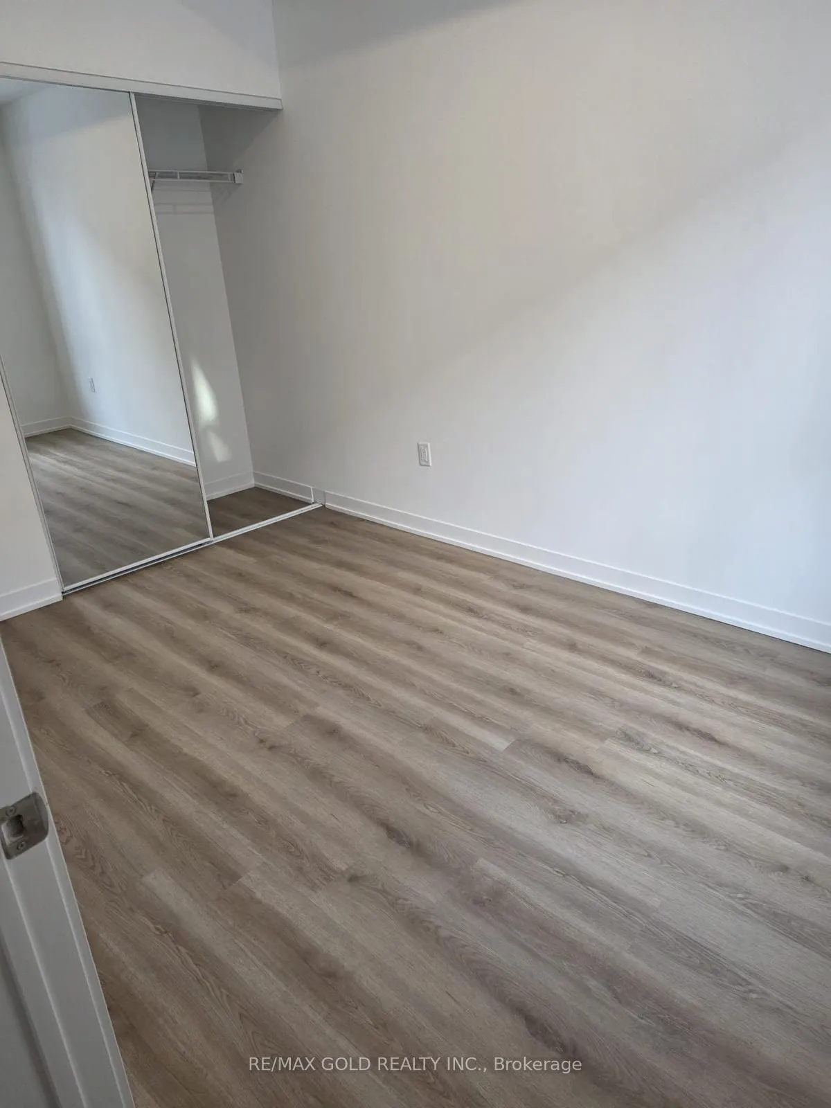 Photo 6 of Unit TH106, 30 All Nations Drive, Brampton, Northwest Brampton — HOMEH