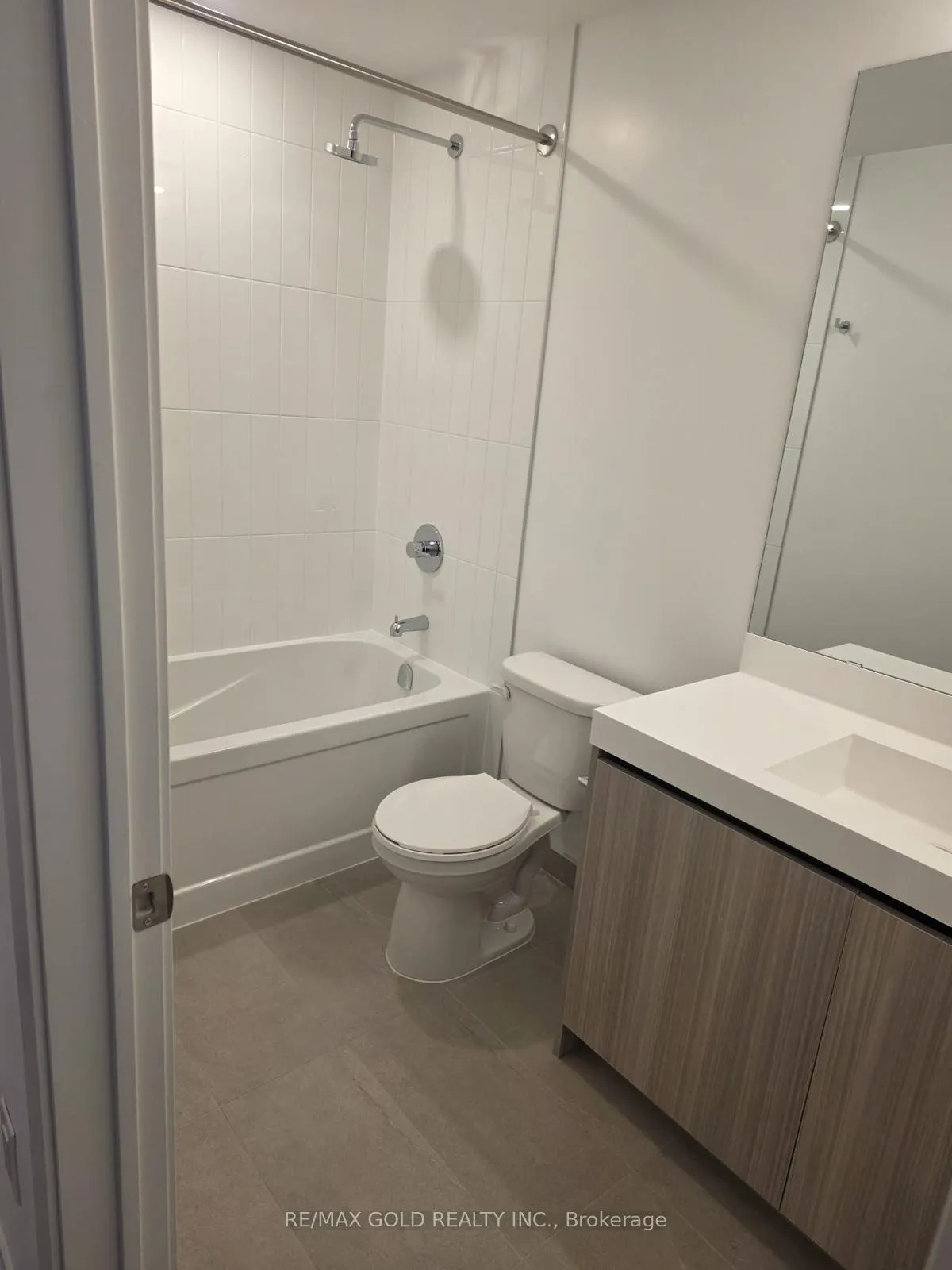 Photo 12 of Unit TH106, 30 All Nations Drive, Brampton, Northwest Brampton — HOMEH