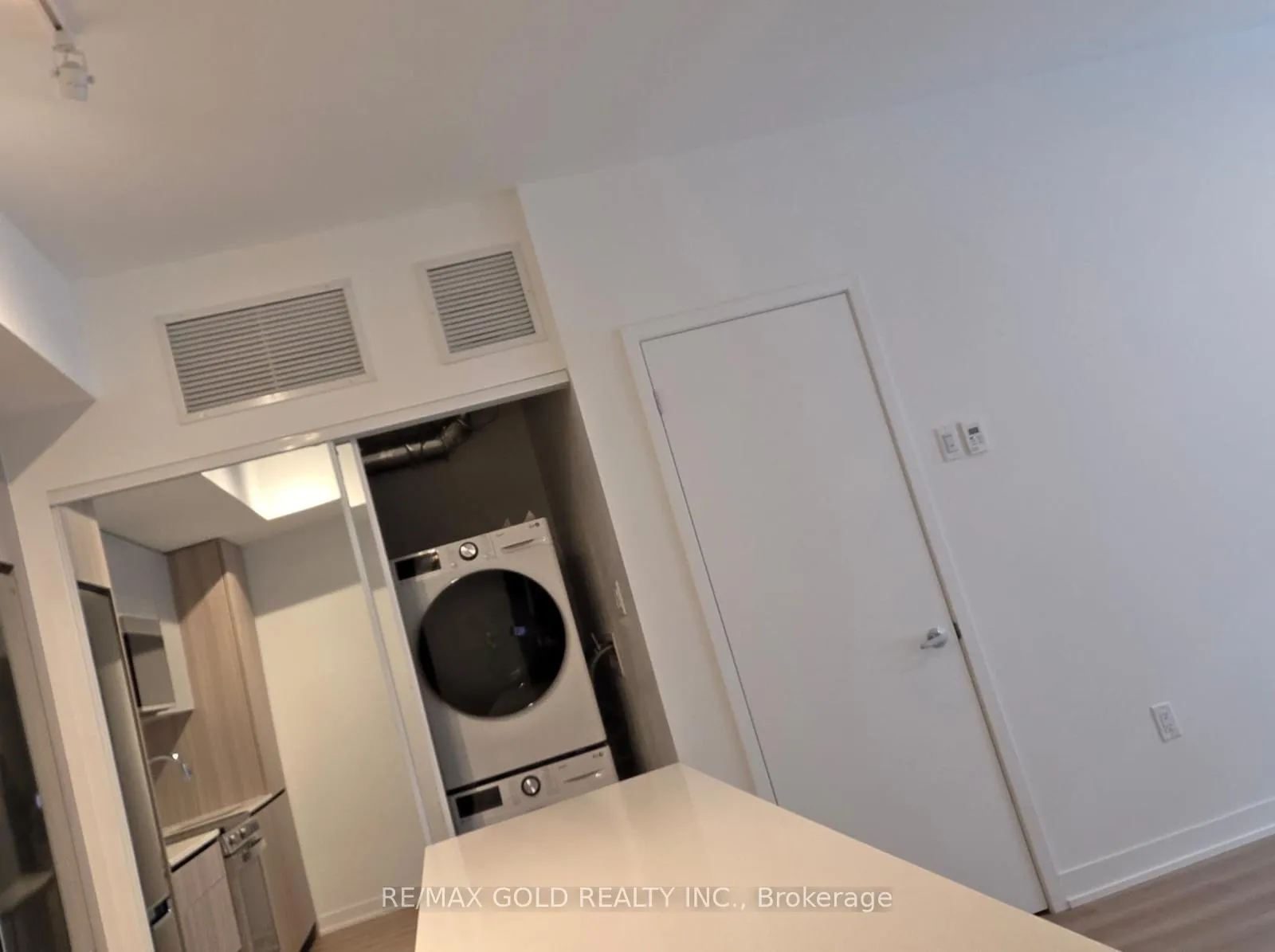Photo 14 of Unit TH106, 30 All Nations Drive, Brampton, Northwest Brampton — HOMEH