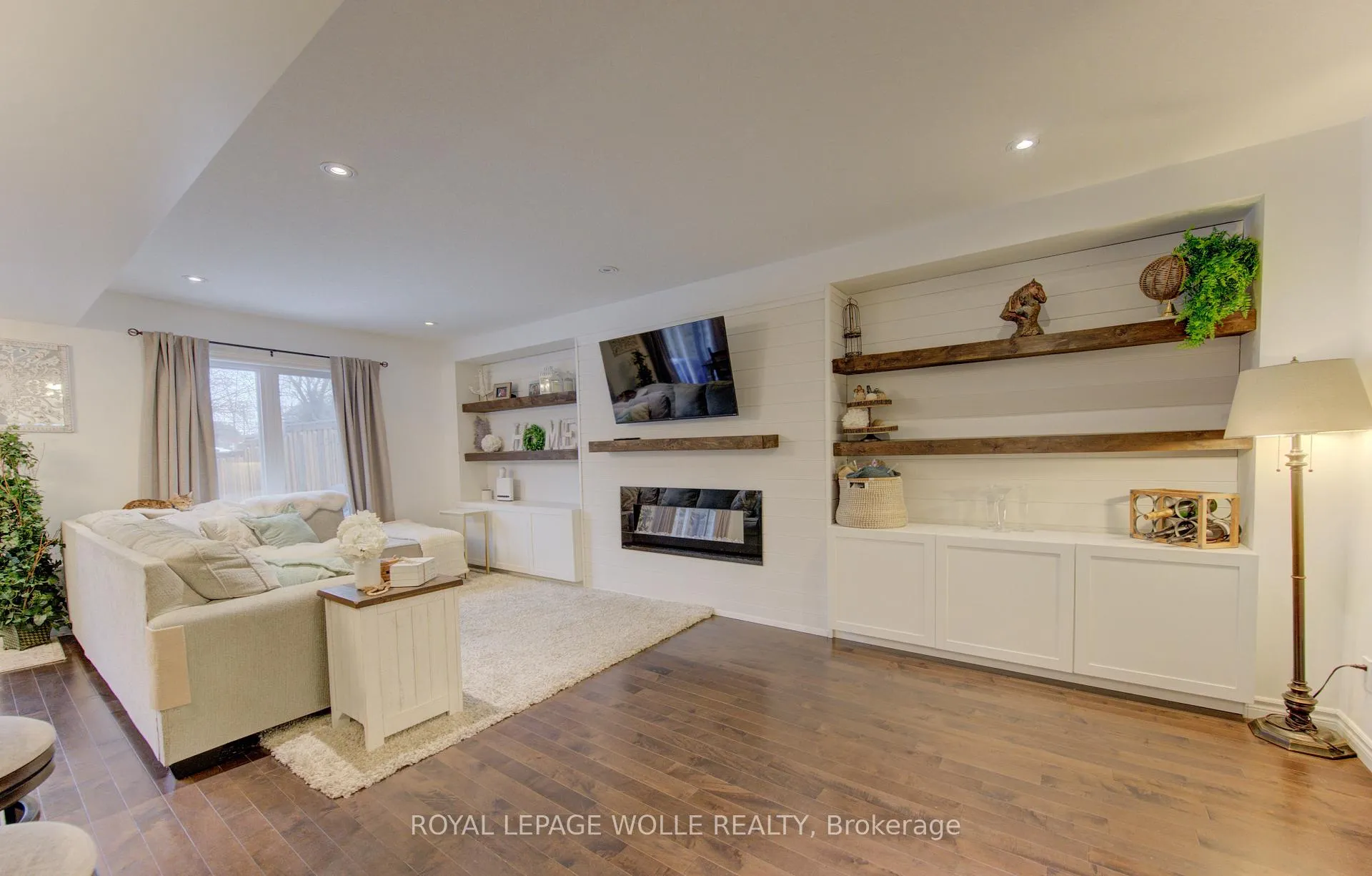 Photo 11 of 170 Templewood Drive, Kitchener — HOMEH