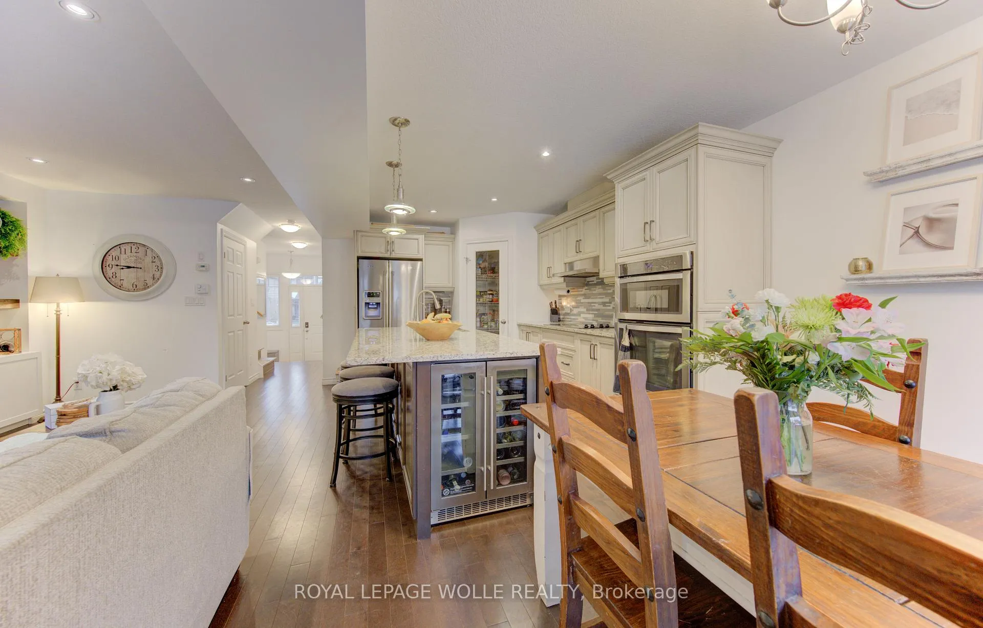 Photo 16 of 170 Templewood Drive, Kitchener — HOMEH
