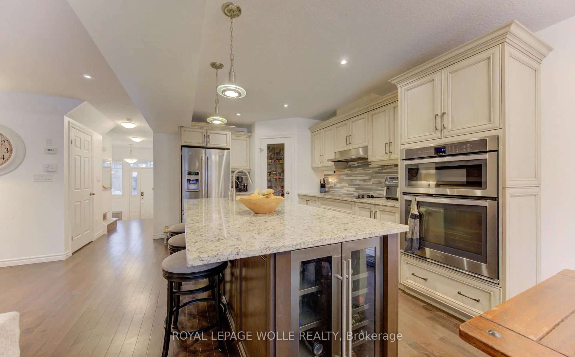 Photo 17 of 170 Templewood Drive, Kitchener — HOMEH