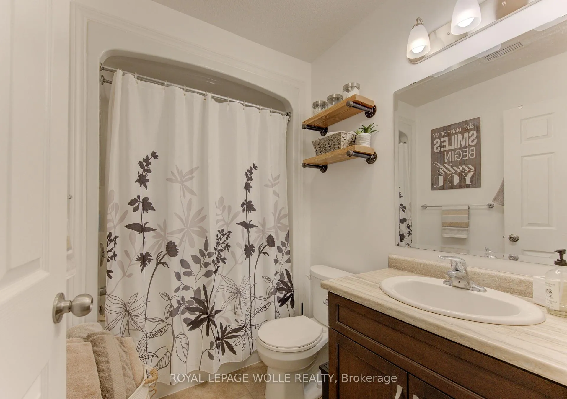 Photo 19 of 170 Templewood Drive, Kitchener — HOMEH