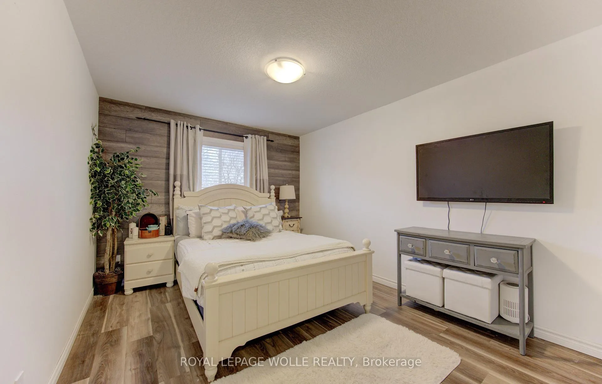 Photo 26 of 170 Templewood Drive, Kitchener — HOMEH