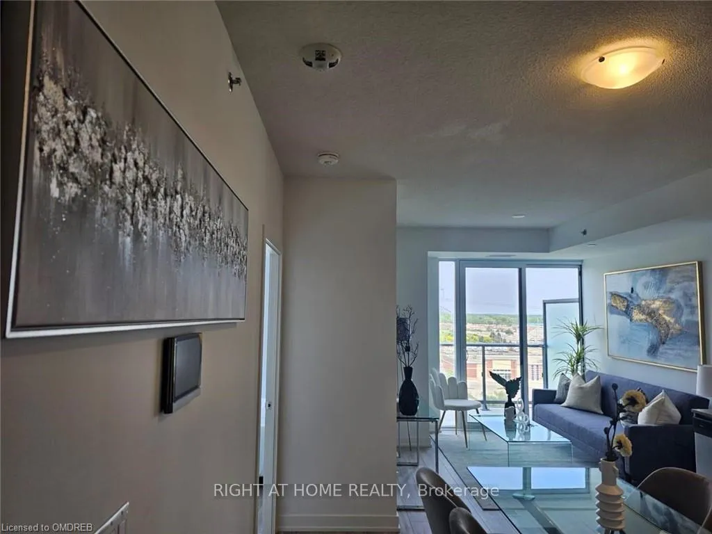Photo 35 of Unit B-1010, 3200 Dakota Common, Burlington, Alton — HOMEH