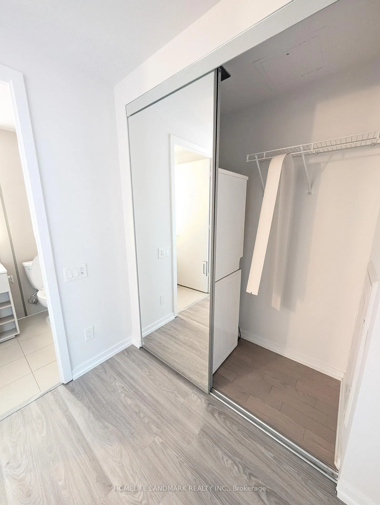 Photo 2 of Unit 2101, 101 Peter Street, Toronto, Waterfront Communities — HOMEH