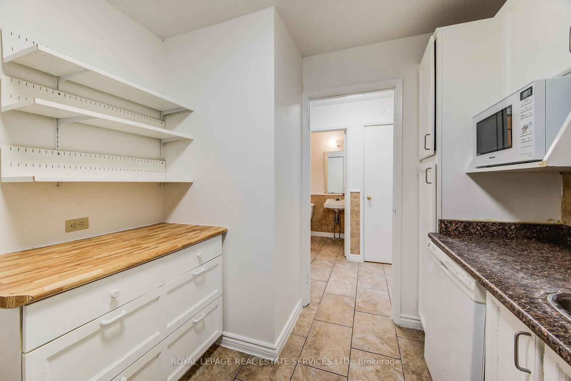Photo 12 of Unit 3, 104 McDougall Road, Waterloo — HOMEH
