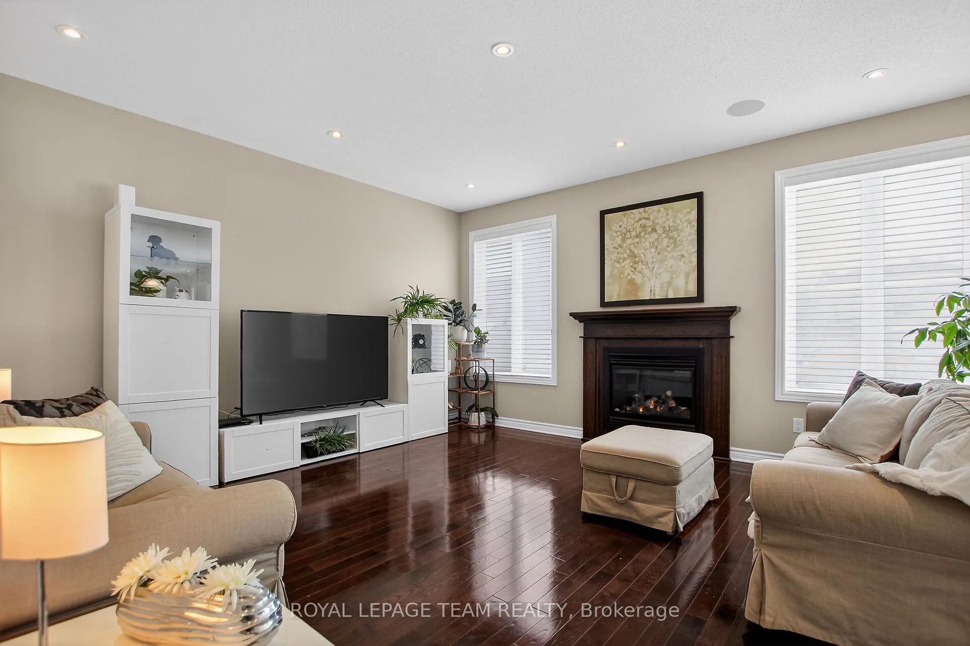 Photo 11 of 379 Langrell Crescent, Ottawa, Barrhaven - Strandherd — HOMEH