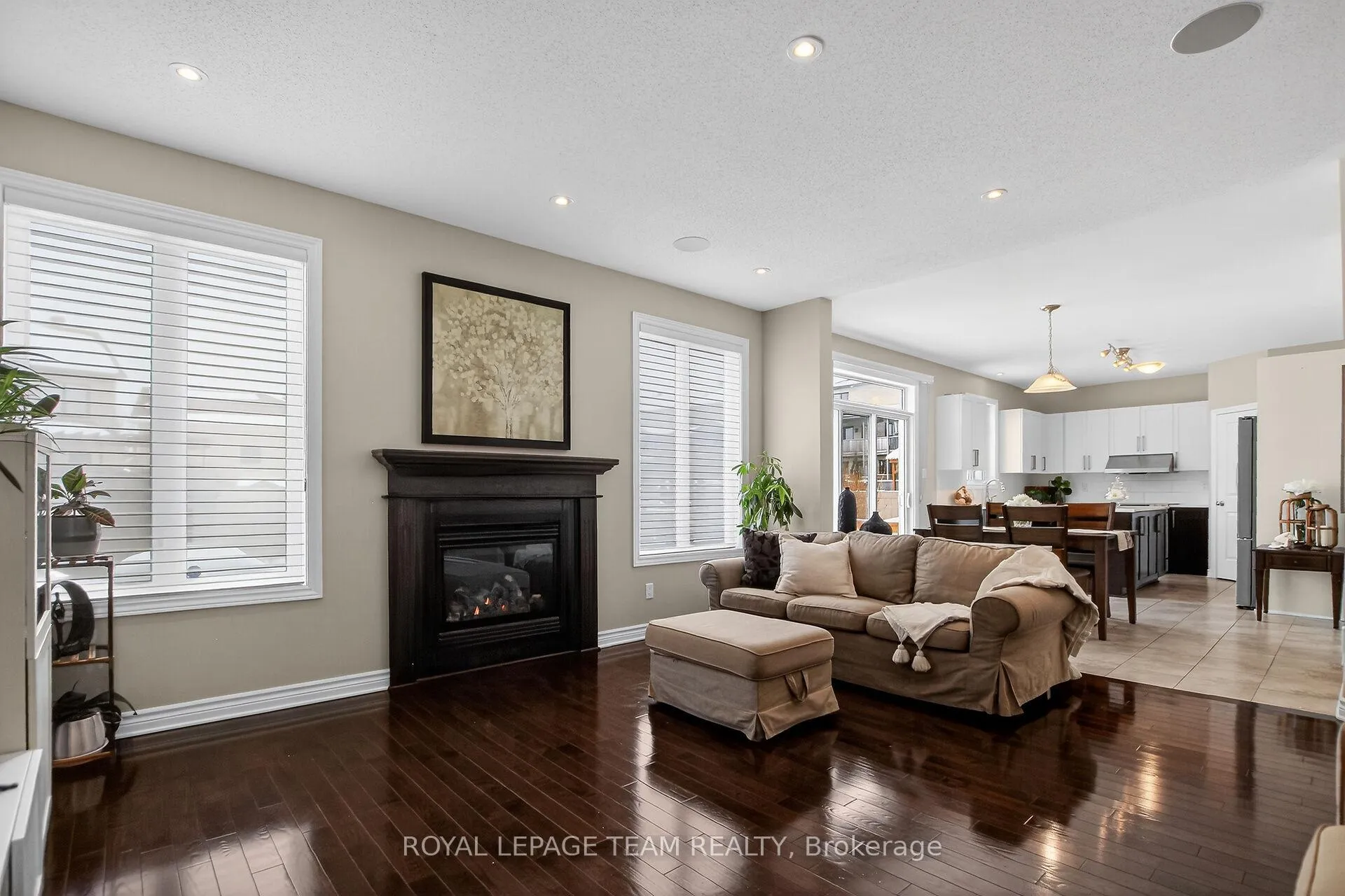 Photo 12 of 379 Langrell Crescent, Ottawa, Barrhaven - Strandherd — HOMEH