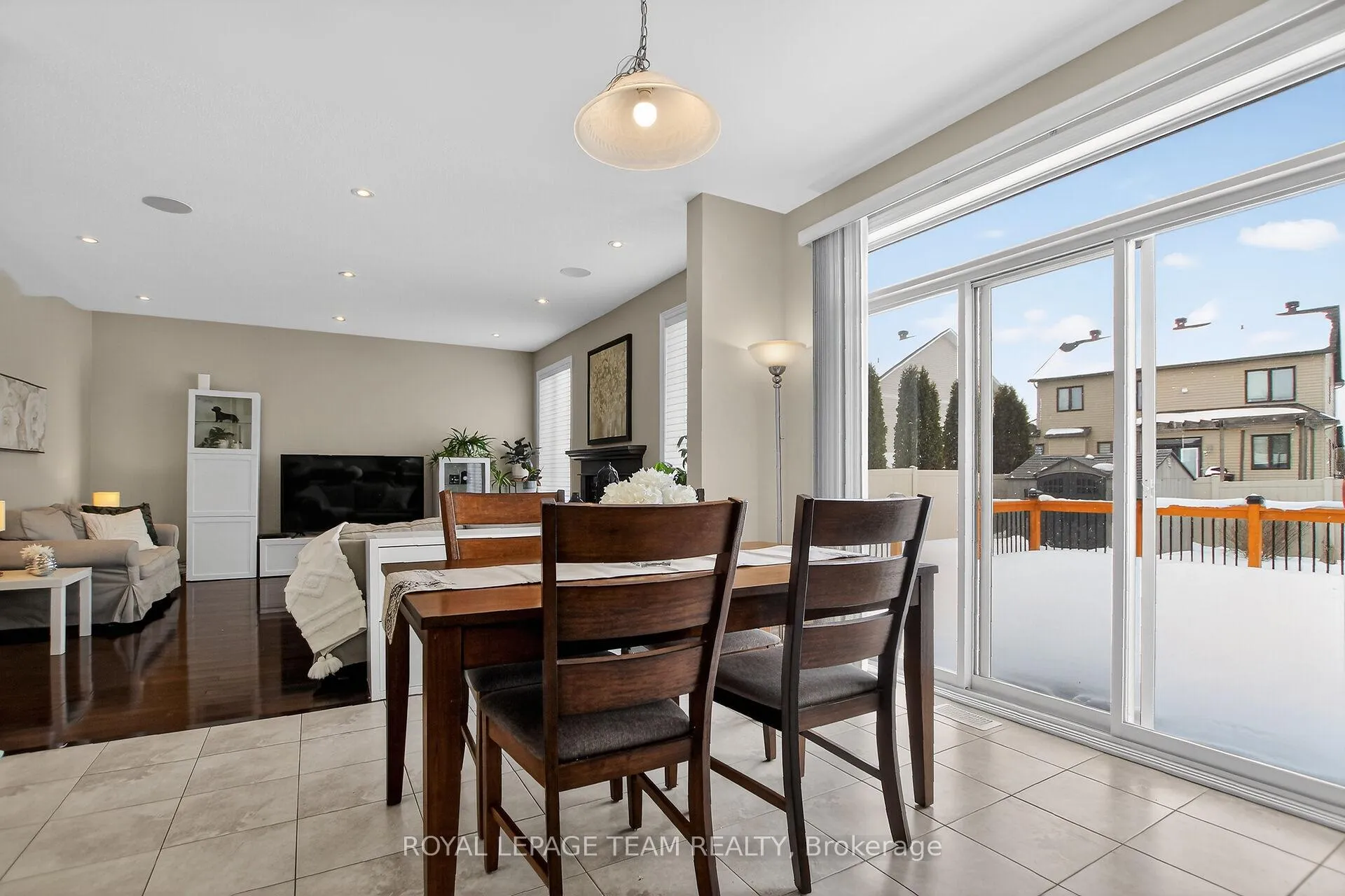 Photo 17 of 379 Langrell Crescent, Ottawa, Barrhaven - Strandherd — HOMEH
