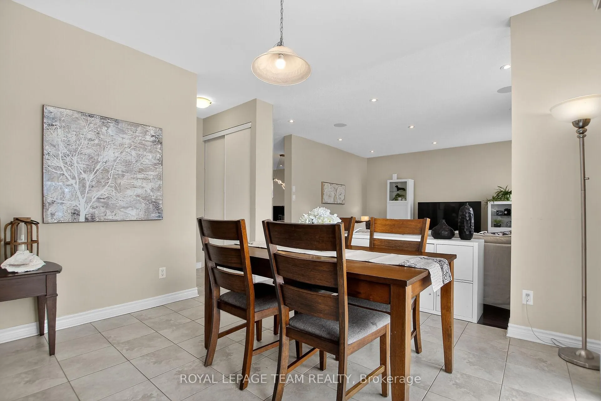 Photo 18 of 379 Langrell Crescent, Ottawa, Barrhaven - Strandherd — HOMEH