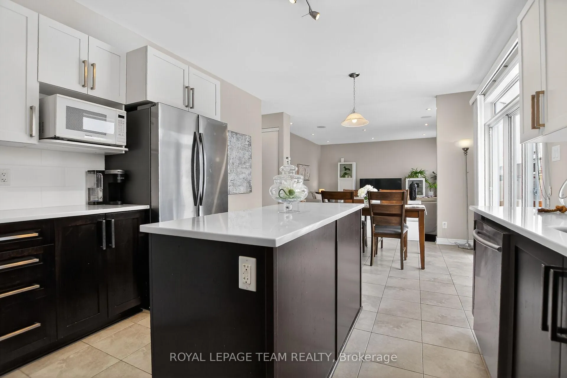 Photo 22 of 379 Langrell Crescent, Ottawa, Barrhaven - Strandherd — HOMEH