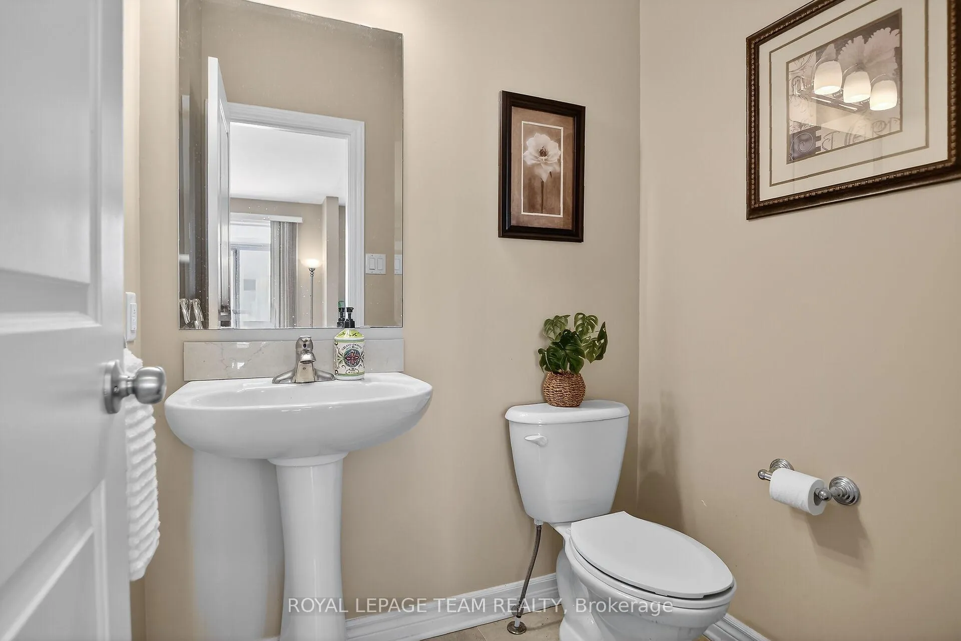 Photo 24 of 379 Langrell Crescent, Ottawa, Barrhaven - Strandherd — HOMEH