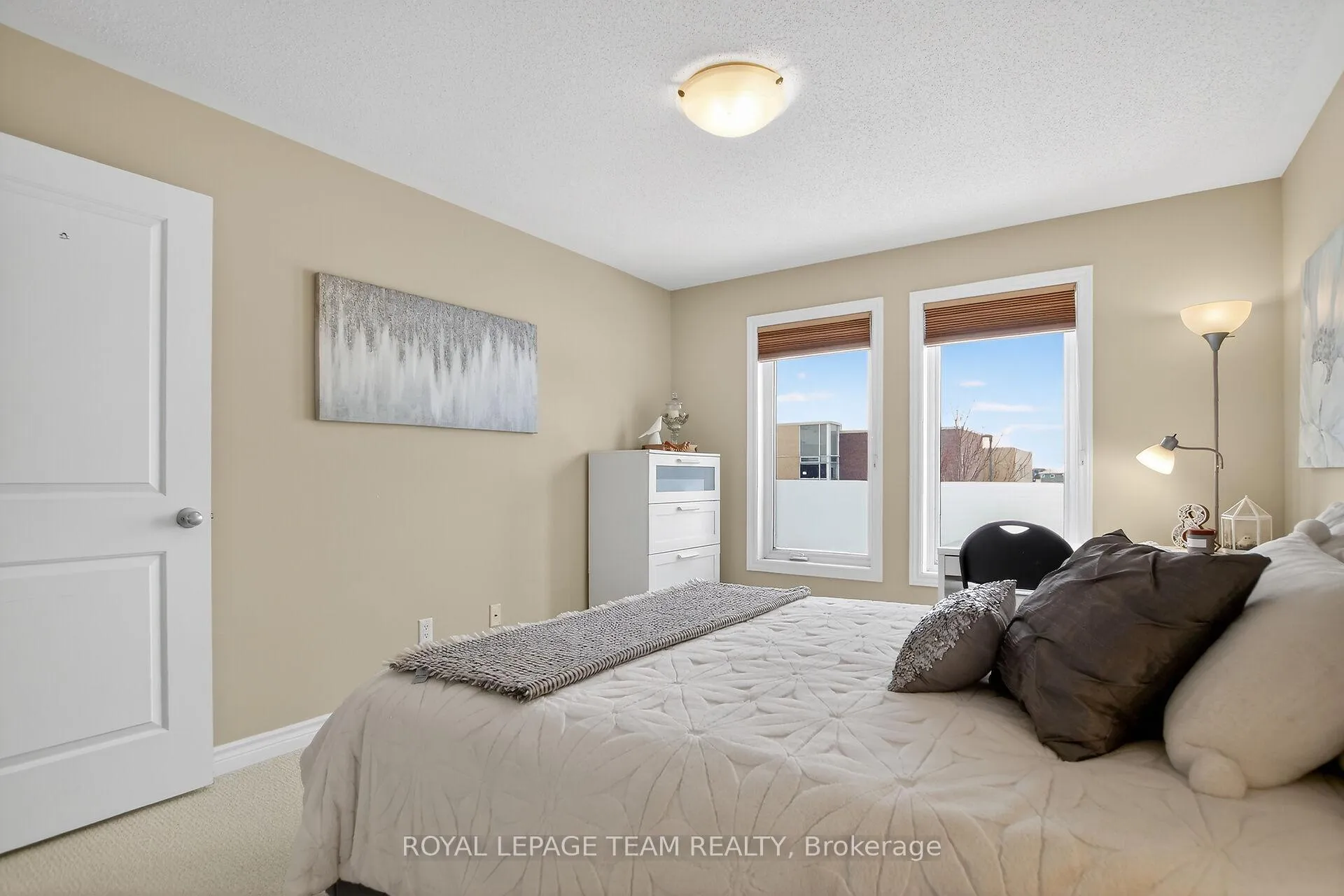 Photo 42 of 379 Langrell Crescent, Ottawa, Barrhaven - Strandherd — HOMEH