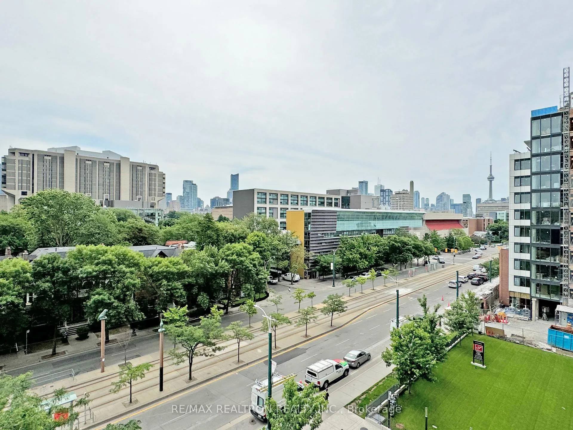 Photo 14 of Unit 604, 666 Spadina Avenue, Toronto, University — HOMEH