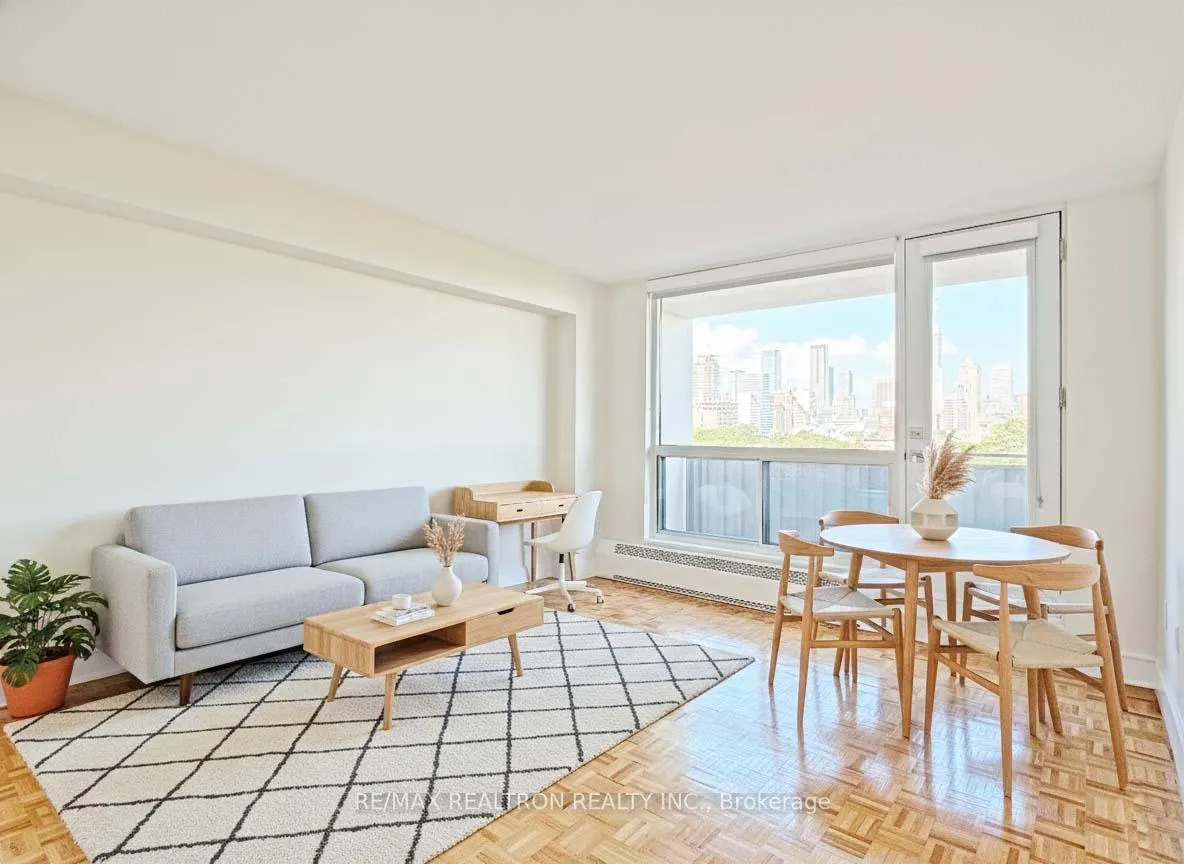 Photo 1 of Unit 206, 666 Spadina Avenue, Toronto, University — HOMEH