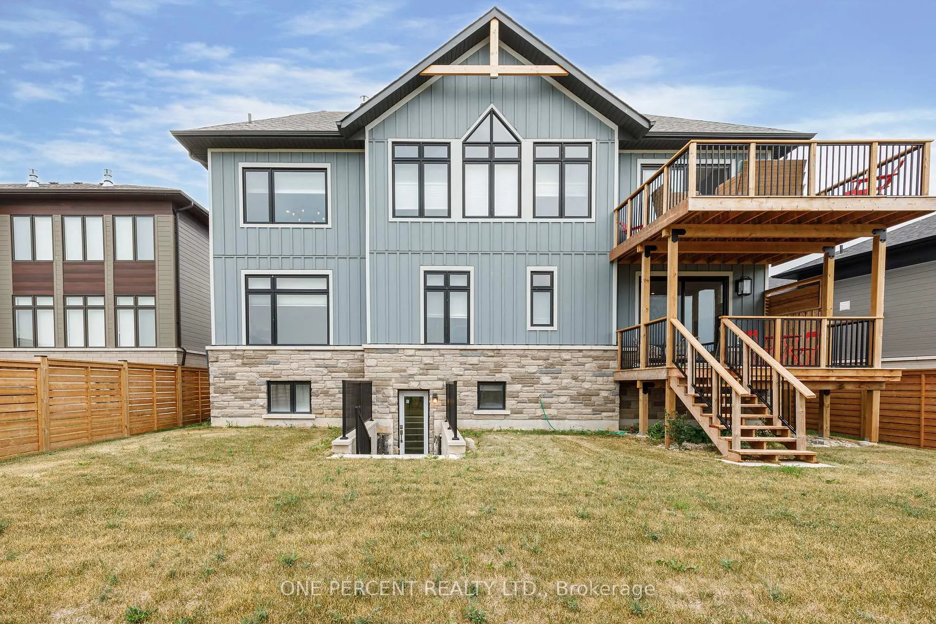 Photo 5 of 114 Cattail Crescent, Blue Mountains — HOMEH