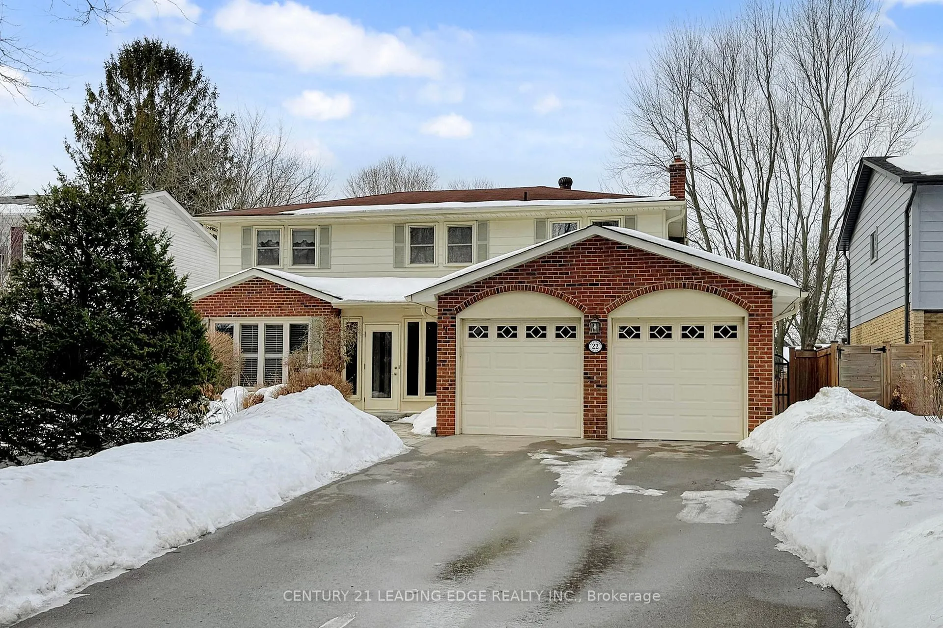 Photo 1 of 22 Sir Gawaine Place, Markham, Markham Village — HOMEH