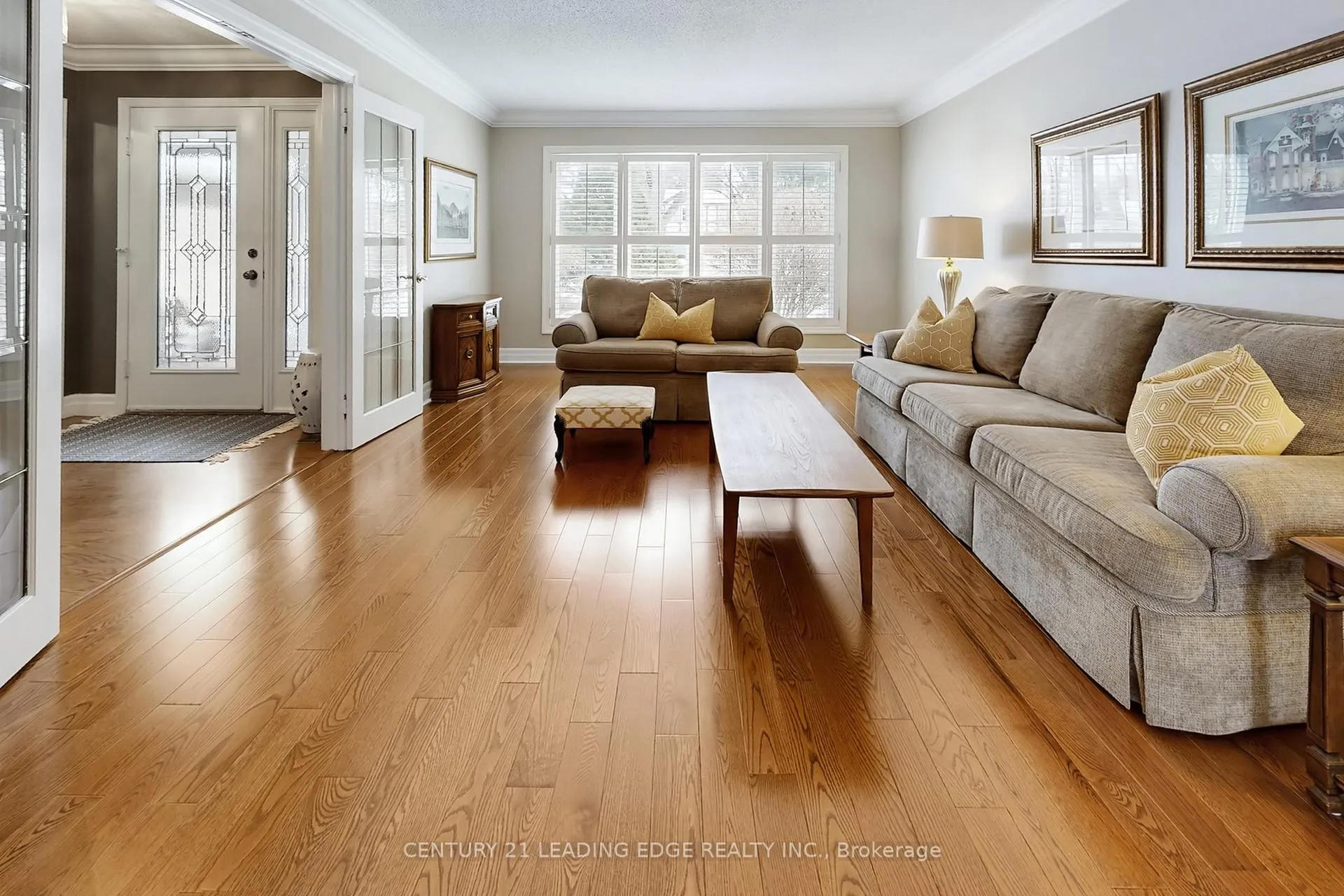 Photo 3 of 22 Sir Gawaine Place, Markham, Markham Village — HOMEH