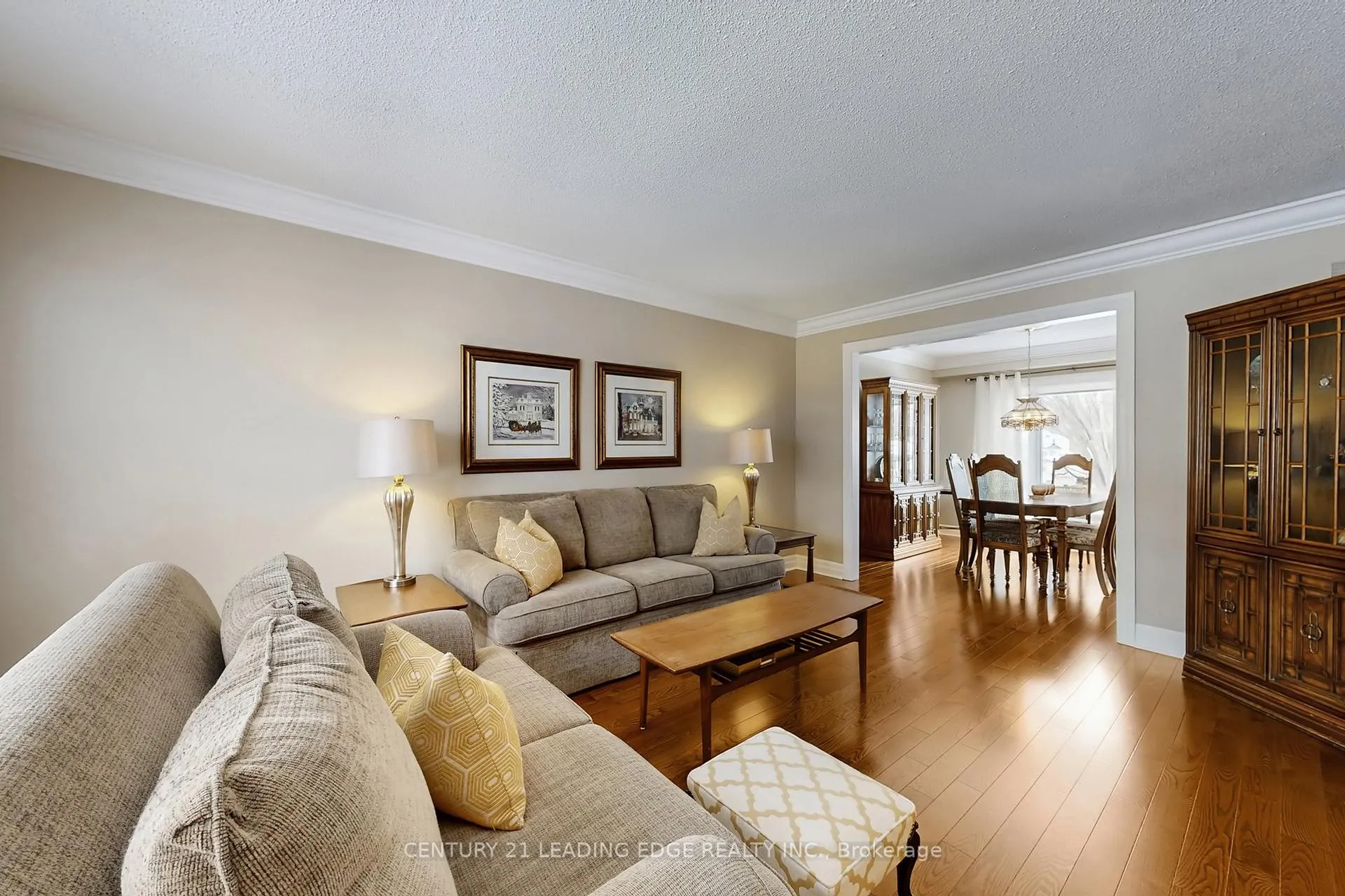 Photo 5 of 22 Sir Gawaine Place, Markham, Markham Village — HOMEH
