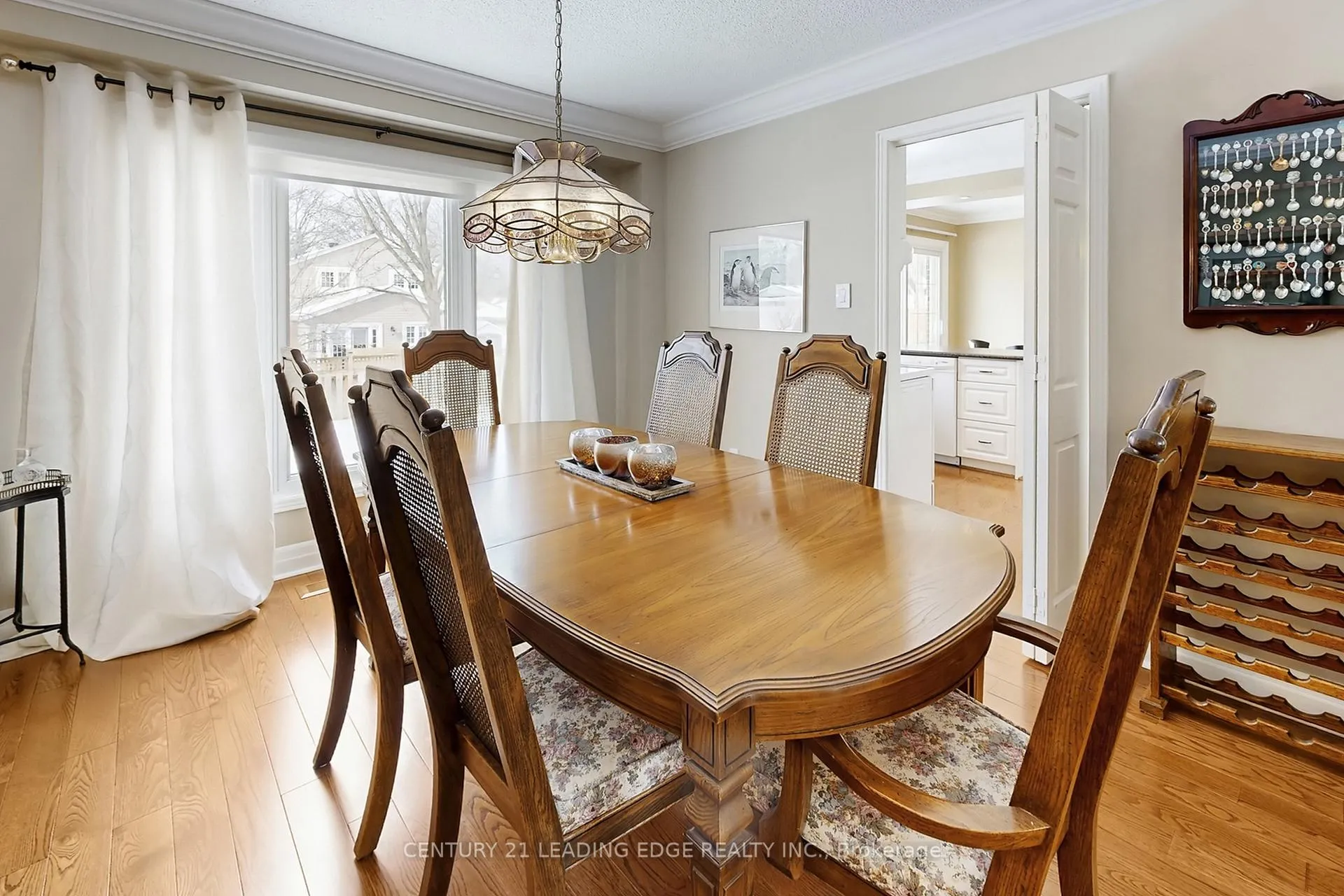 Photo 6 of 22 Sir Gawaine Place, Markham, Markham Village — HOMEH