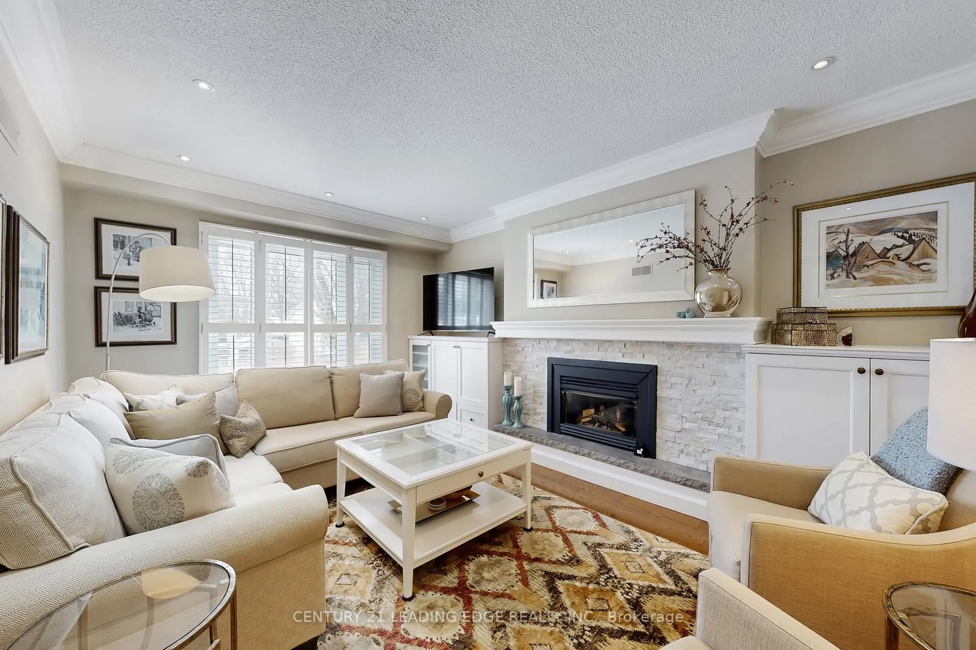 Photo 8 of 22 Sir Gawaine Place, Markham, Markham Village — HOMEH