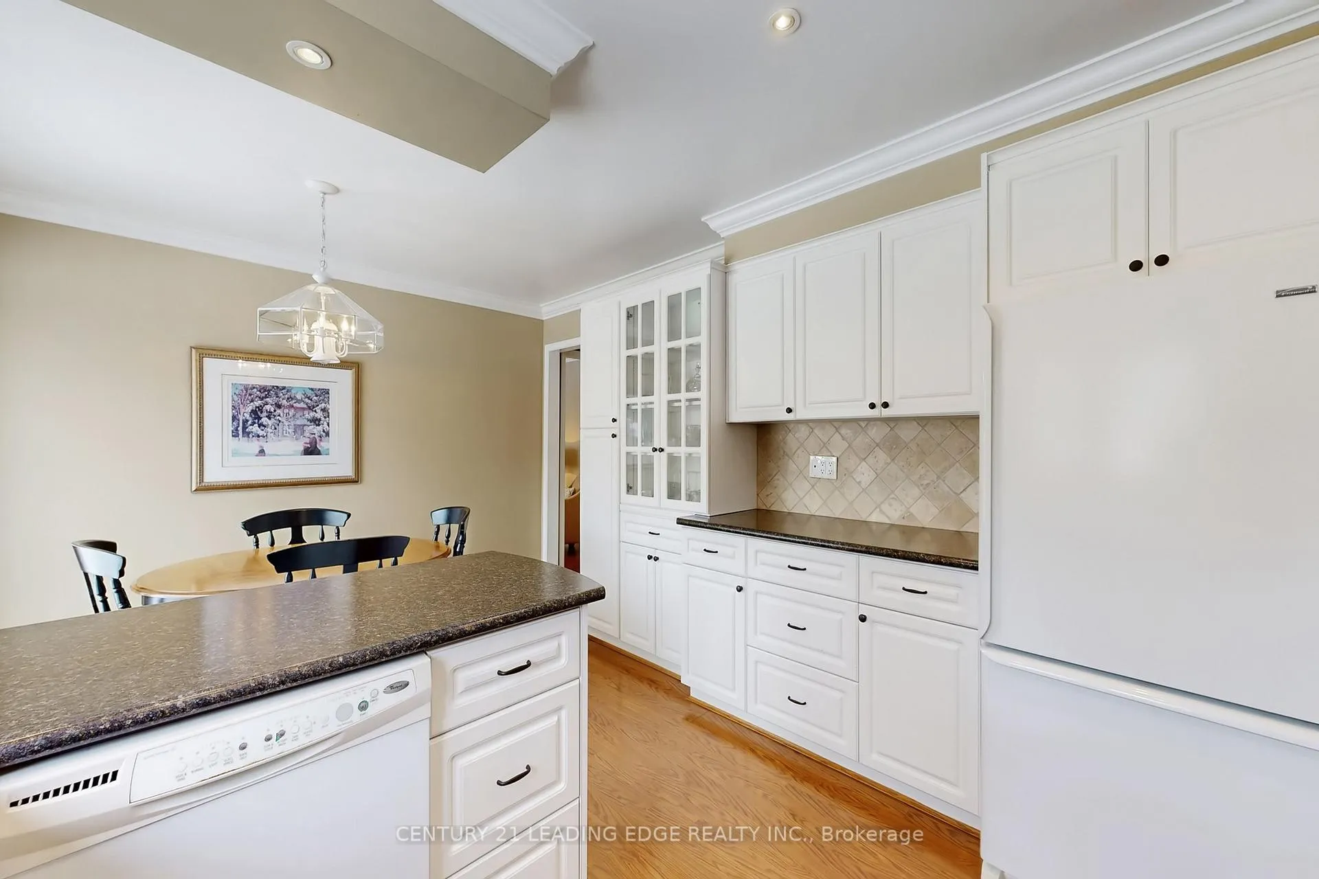 Photo 14 of 22 Sir Gawaine Place, Markham, Markham Village — HOMEH