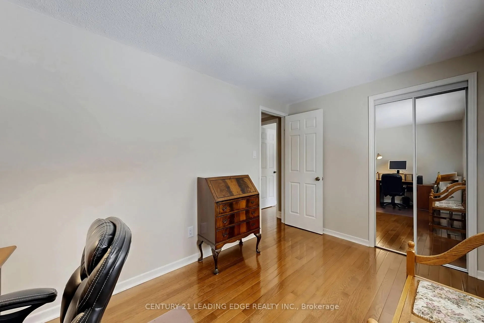 Photo 29 of 22 Sir Gawaine Place, Markham, Markham Village — HOMEH