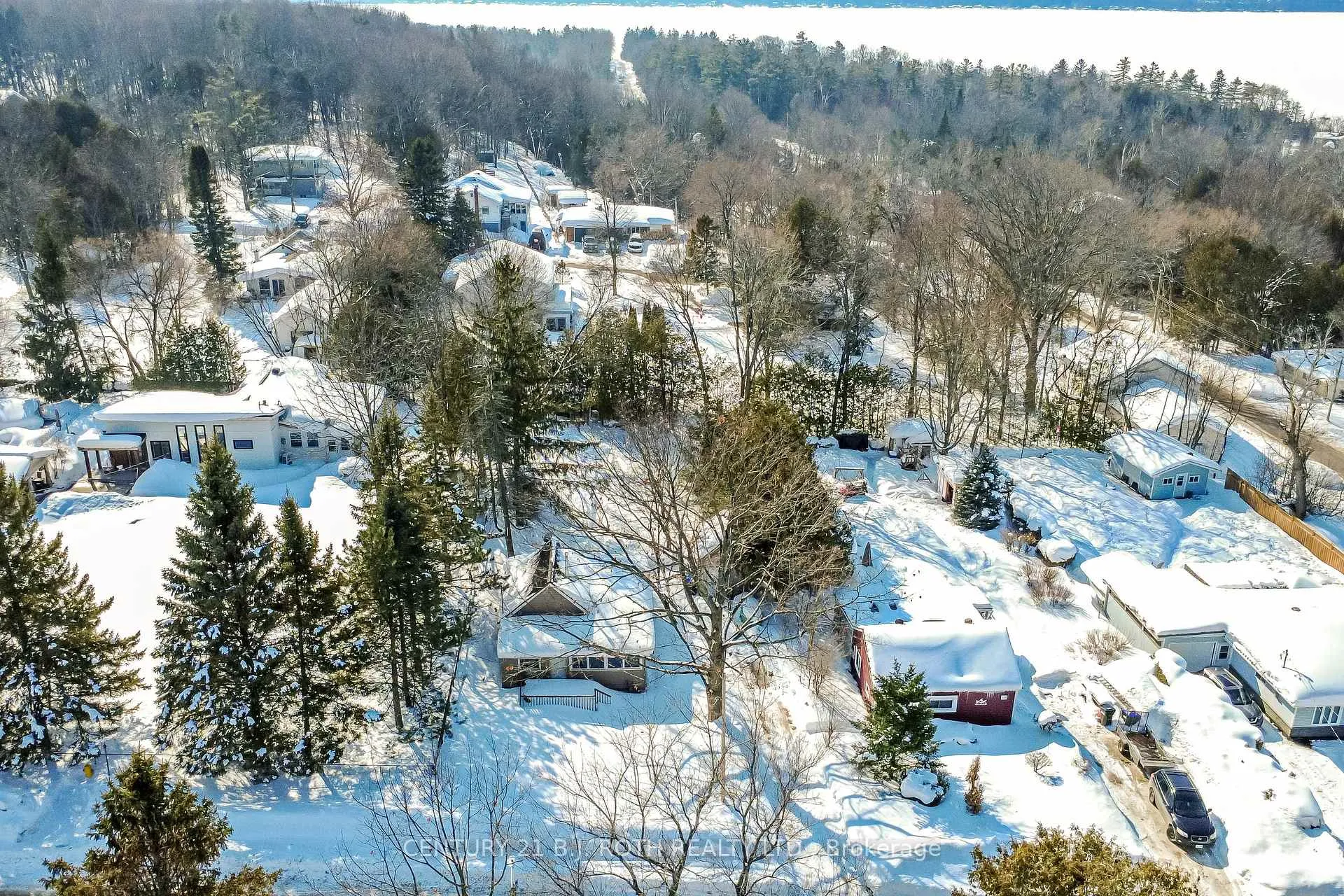 Photo 35 of 112 Ouida Street, Tay, Waubaushene — HOMEH