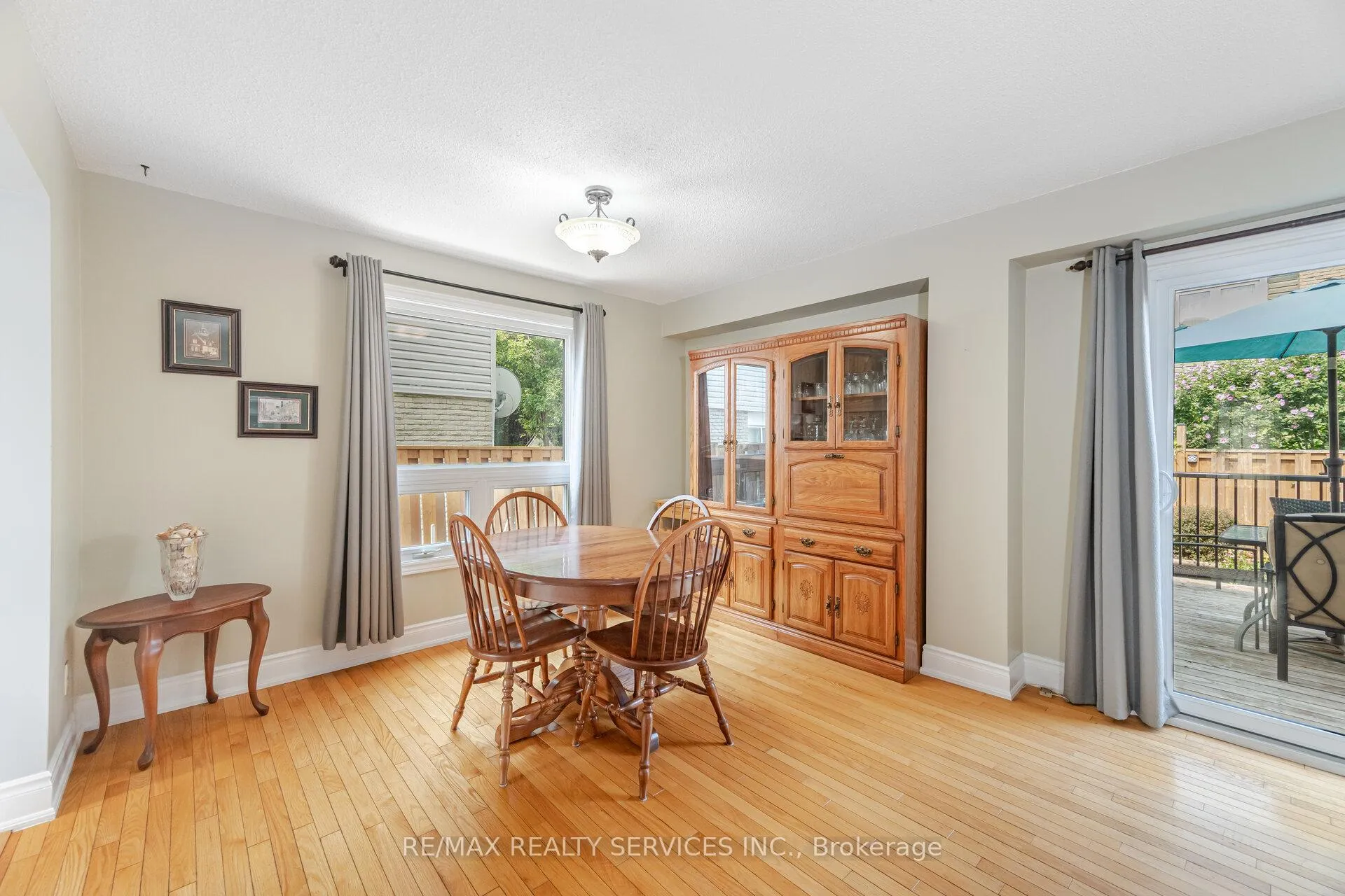 Photo 12 of 12 Sparklett Crescent, Brampton, Heart Lake East — HOMEH