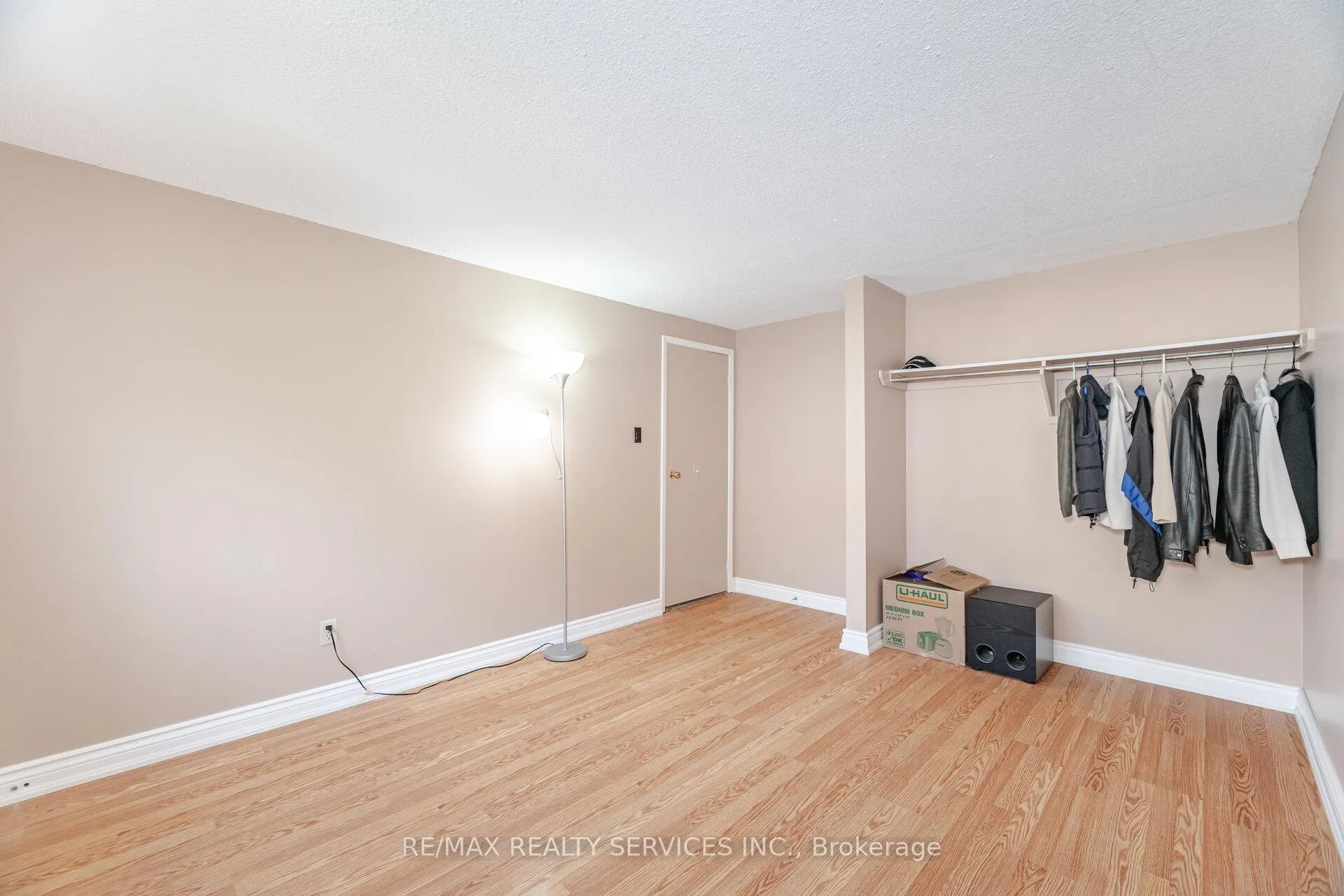 Photo 27 of 12 Sparklett Crescent, Brampton, Heart Lake East — HOMEH