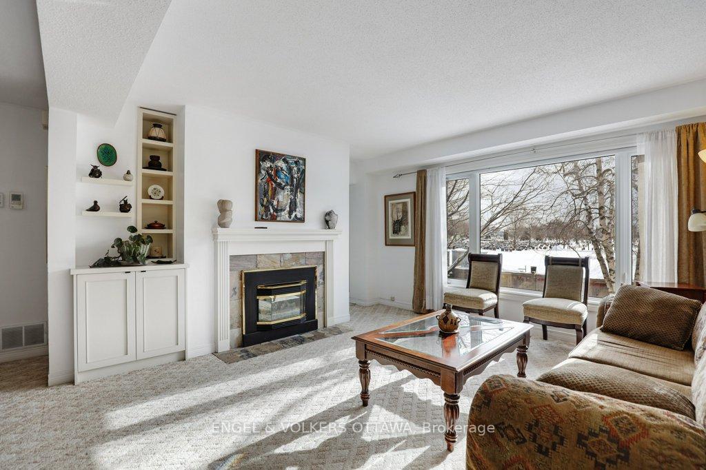 Photo 10 of 177 Dunbarton Court, Ottawa, Cardinal Glen — HOMEH