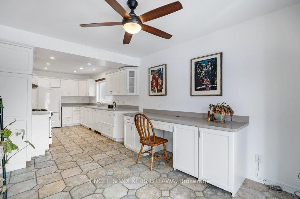 Photo 18 of 177 Dunbarton Court, Ottawa, Cardinal Glen — HOMEH