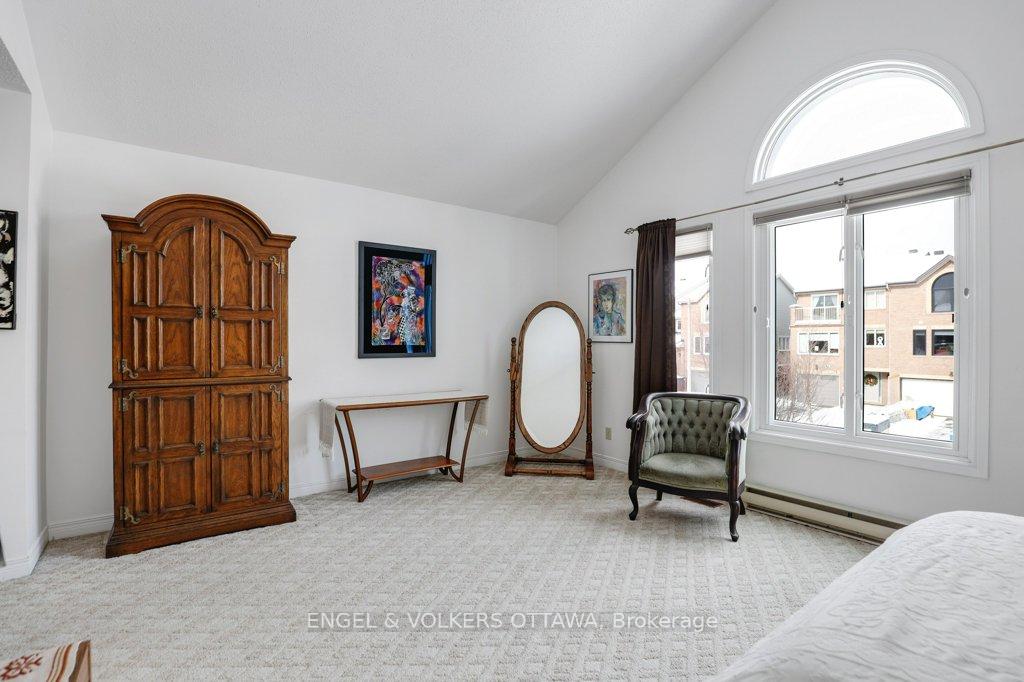 Photo 23 of 177 Dunbarton Court, Ottawa, Cardinal Glen — HOMEH