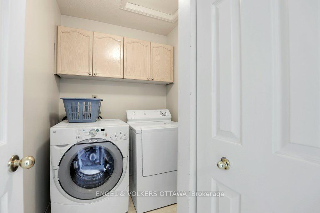 Photo 29 of 177 Dunbarton Court, Ottawa, Cardinal Glen — HOMEH