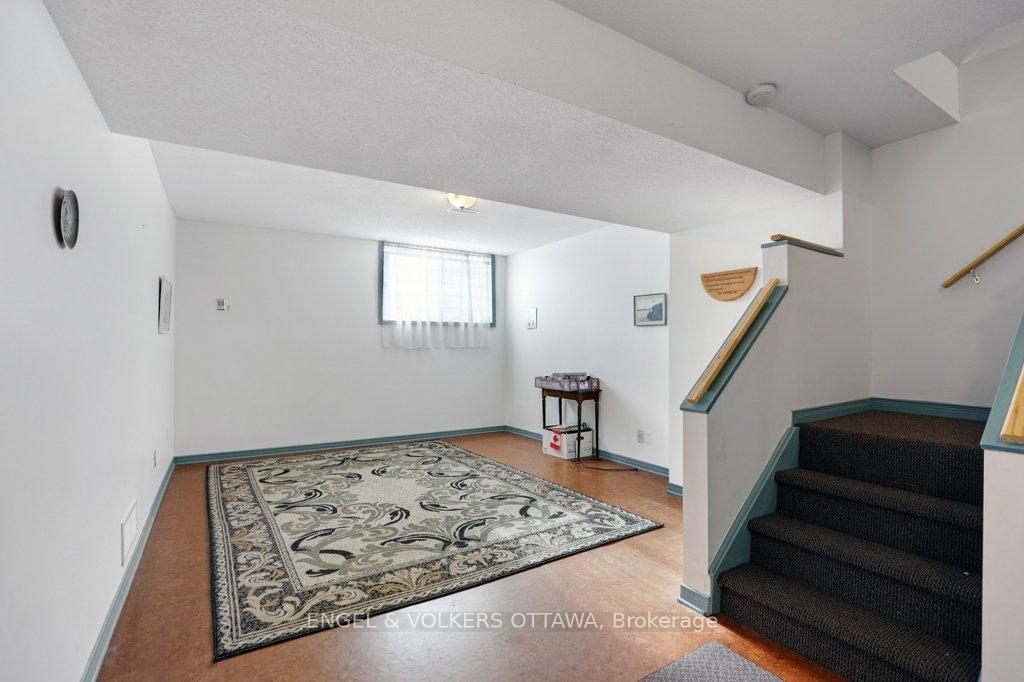 Photo 30 of 177 Dunbarton Court, Ottawa, Cardinal Glen — HOMEH