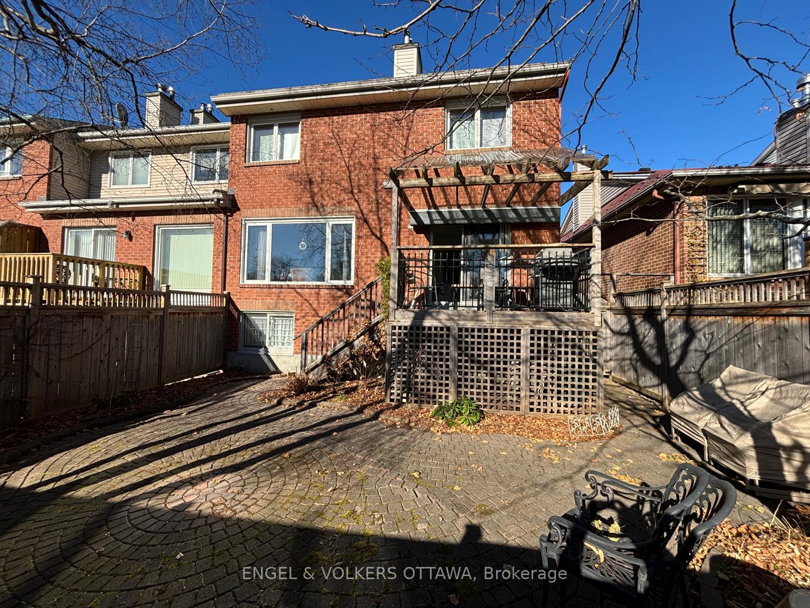 Photo 34 of 177 Dunbarton Court, Ottawa, Cardinal Glen — HOMEH