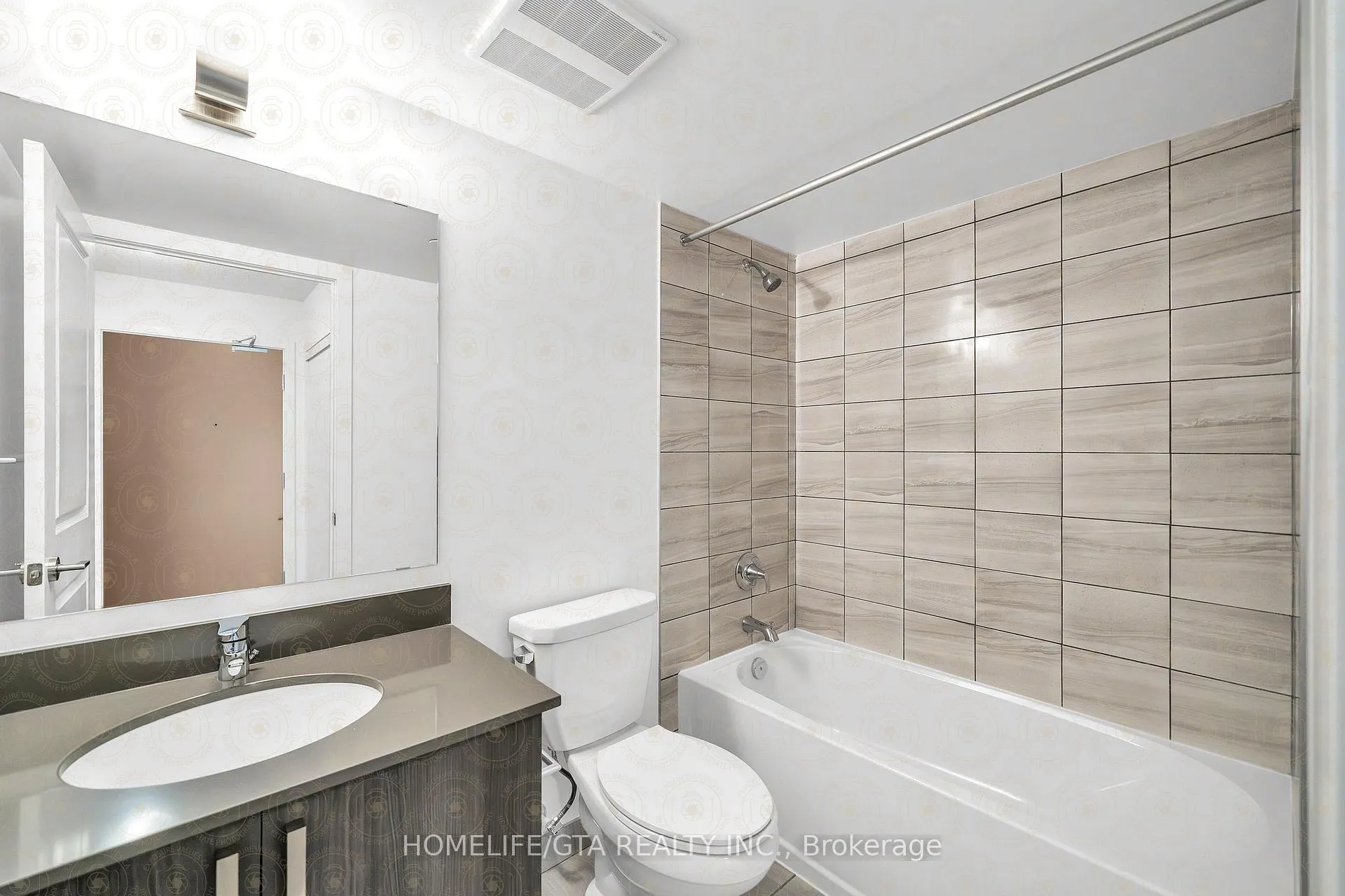 Photo 7 of Unit 607, 1010 Sandy Beach Road, Pickering, Bay Ridges — HOMEH