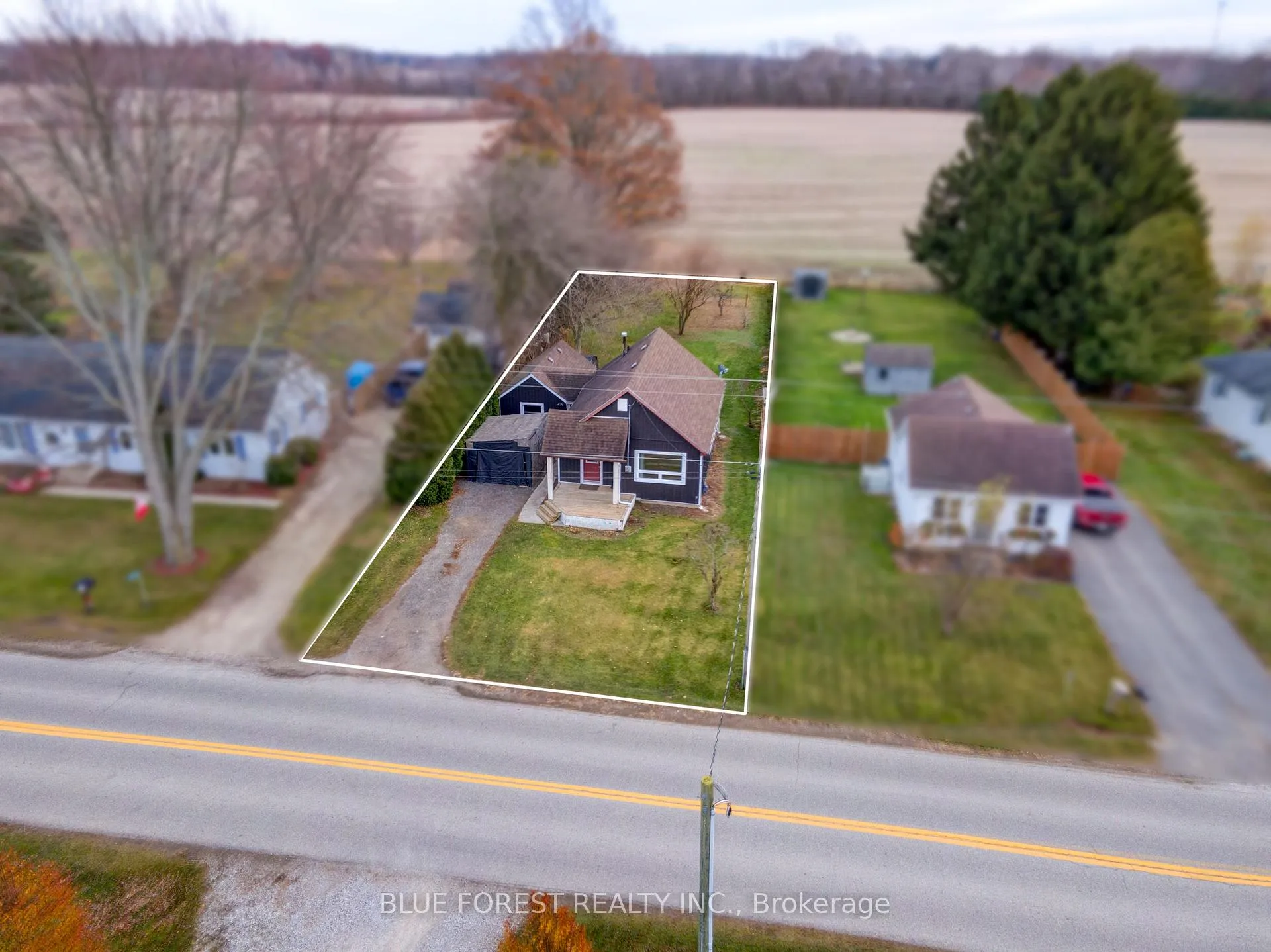 Photo 5 of 22557 Queens Line, West Elgin, Rodney — HOMEH