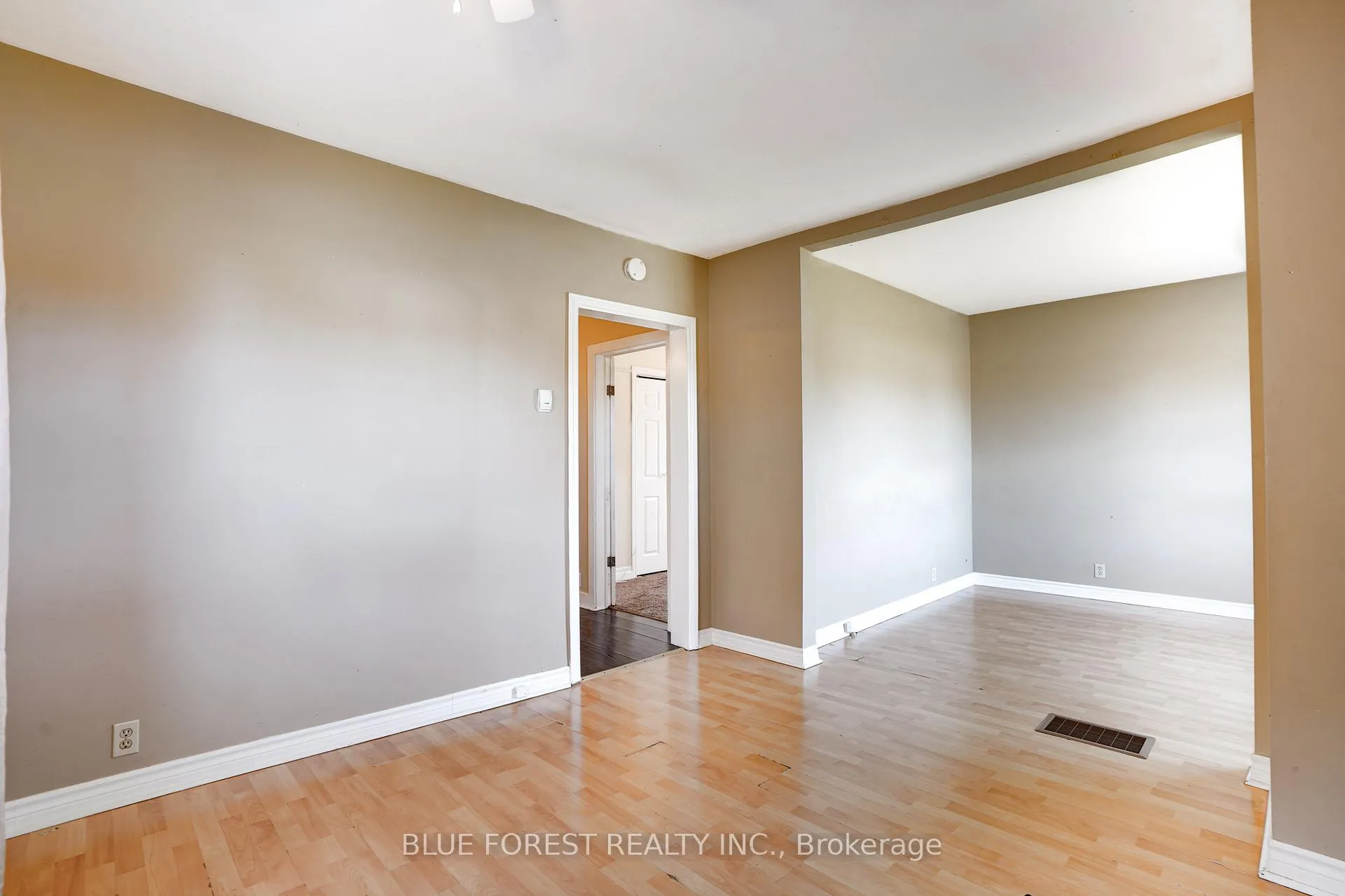 Photo 8 of 22557 Queens Line, West Elgin, Rodney — HOMEH
