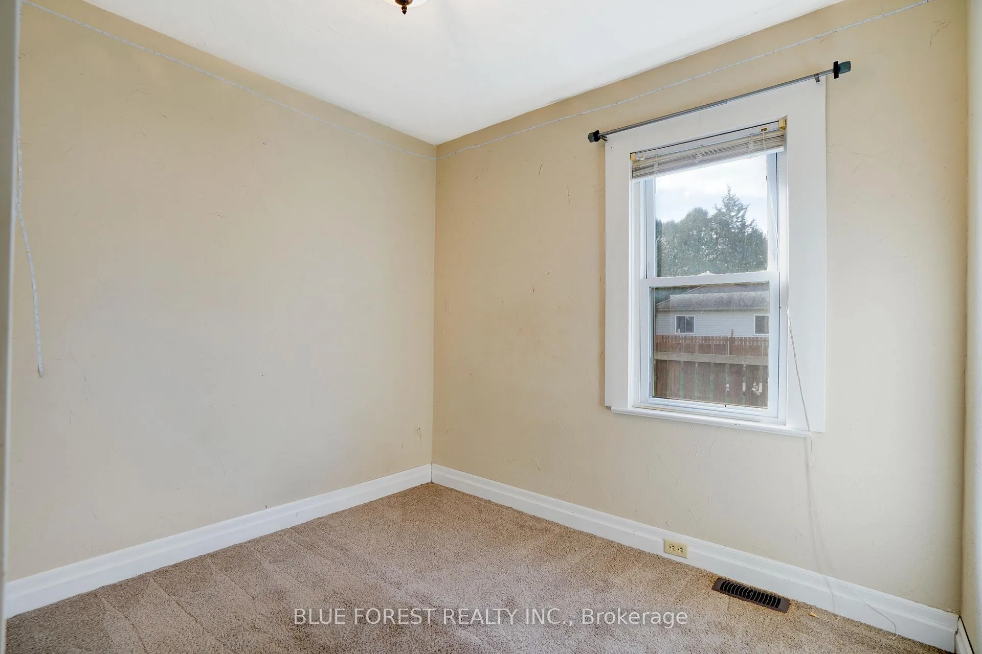 Photo 17 of 22557 Queens Line, West Elgin, Rodney — HOMEH
