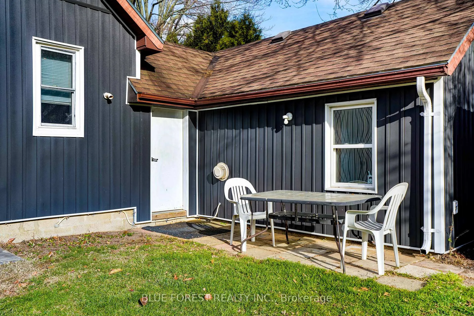 Photo 27 of 22557 Queens Line, West Elgin, Rodney — HOMEH