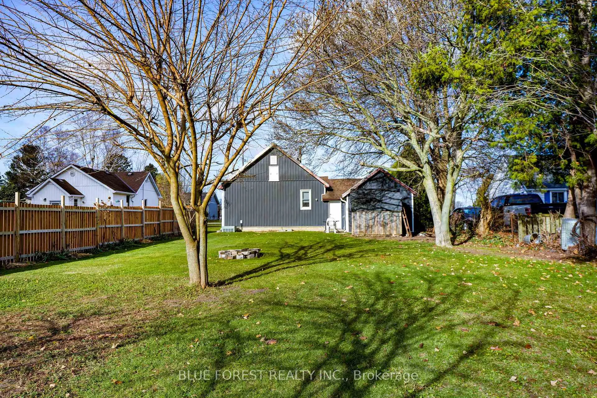 Photo 28 of 22557 Queens Line, West Elgin, Rodney — HOMEH