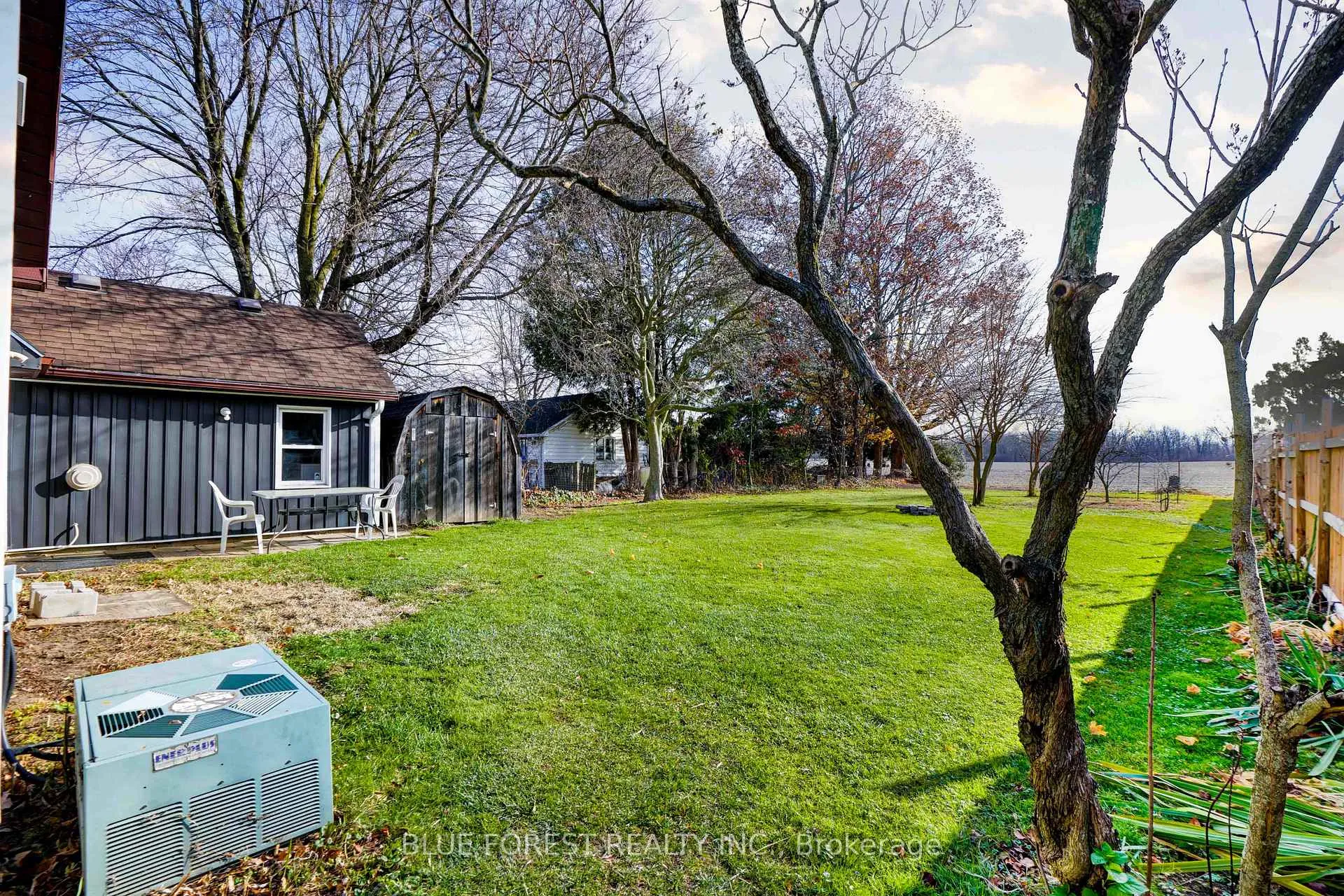 Photo 33 of 22557 Queens Line, West Elgin, Rodney — HOMEH