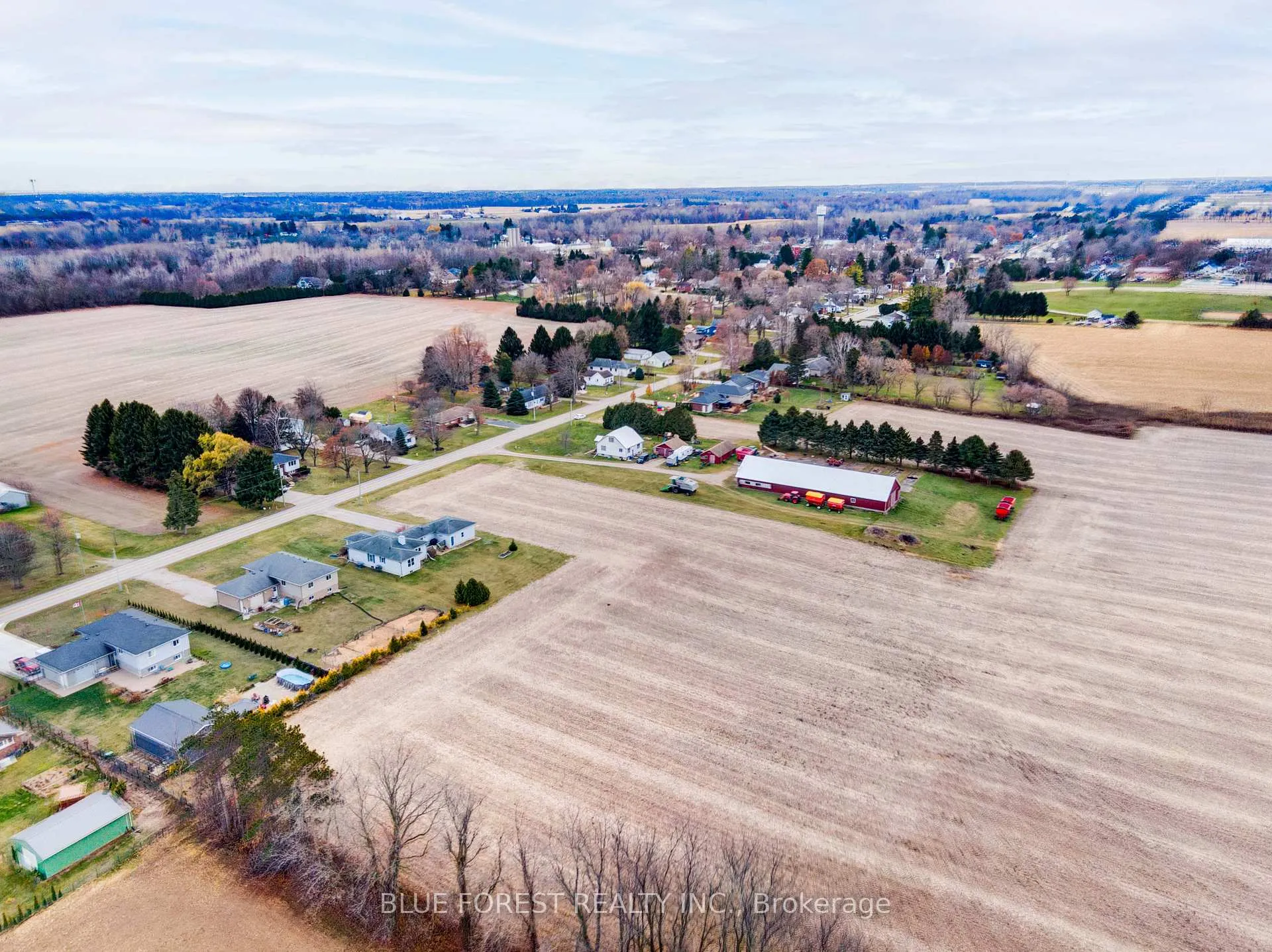 Photo 34 of 22557 Queens Line, West Elgin, Rodney — HOMEH