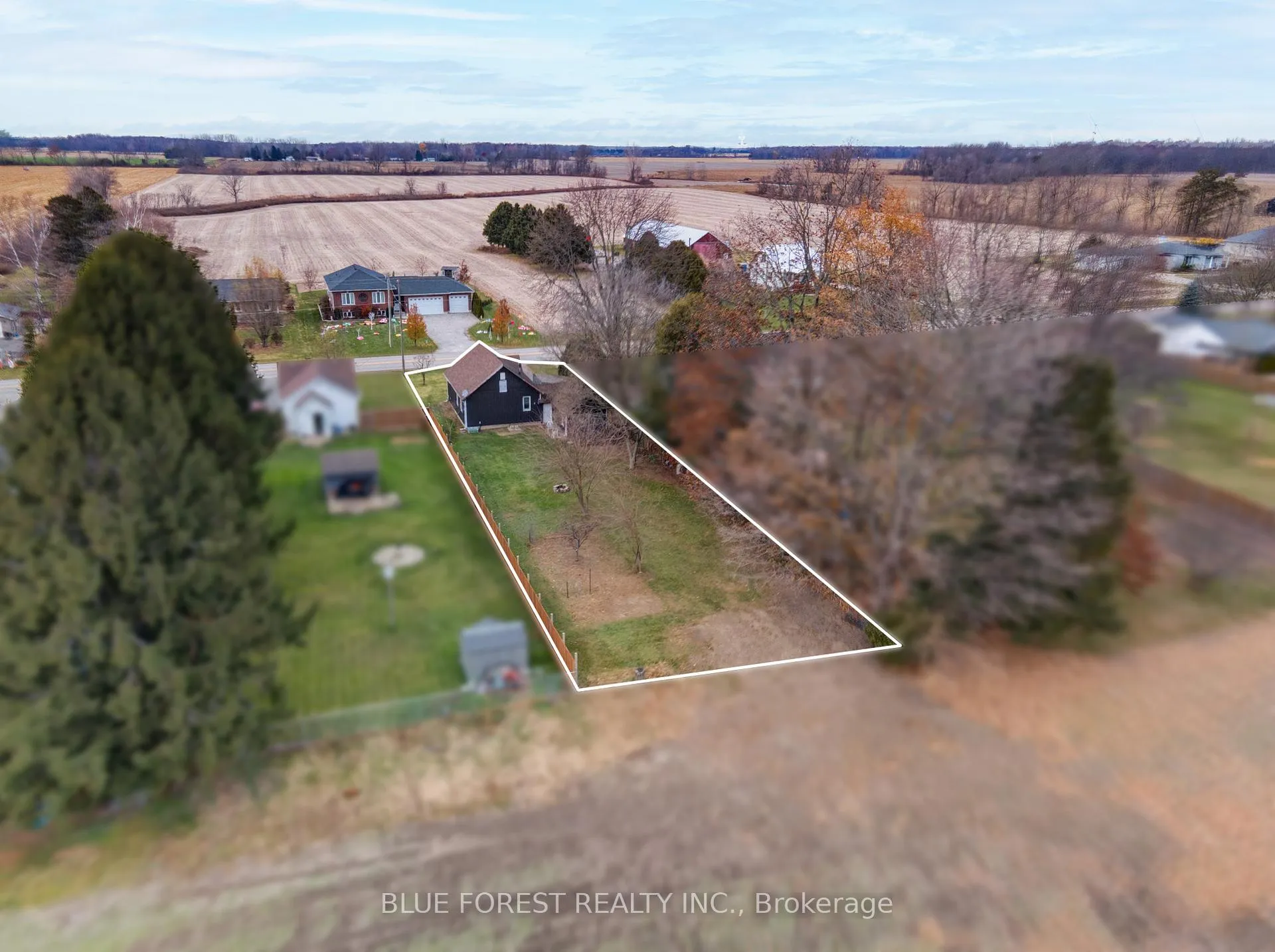 Photo 36 of 22557 Queens Line, West Elgin, Rodney — HOMEH
