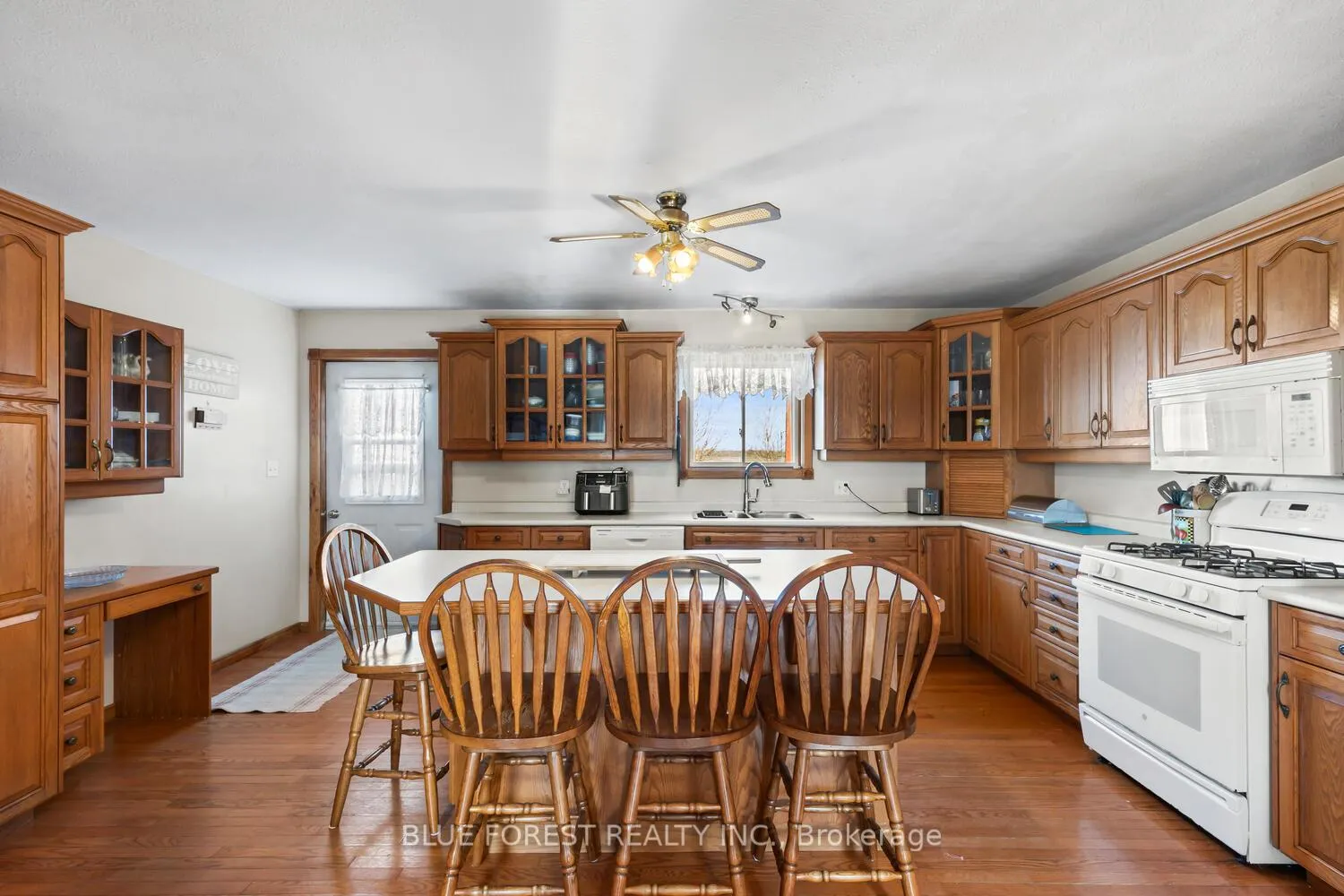 Photo 13 of 22120 Talbot Road, West Elgin, New Glasgow — HOMEH