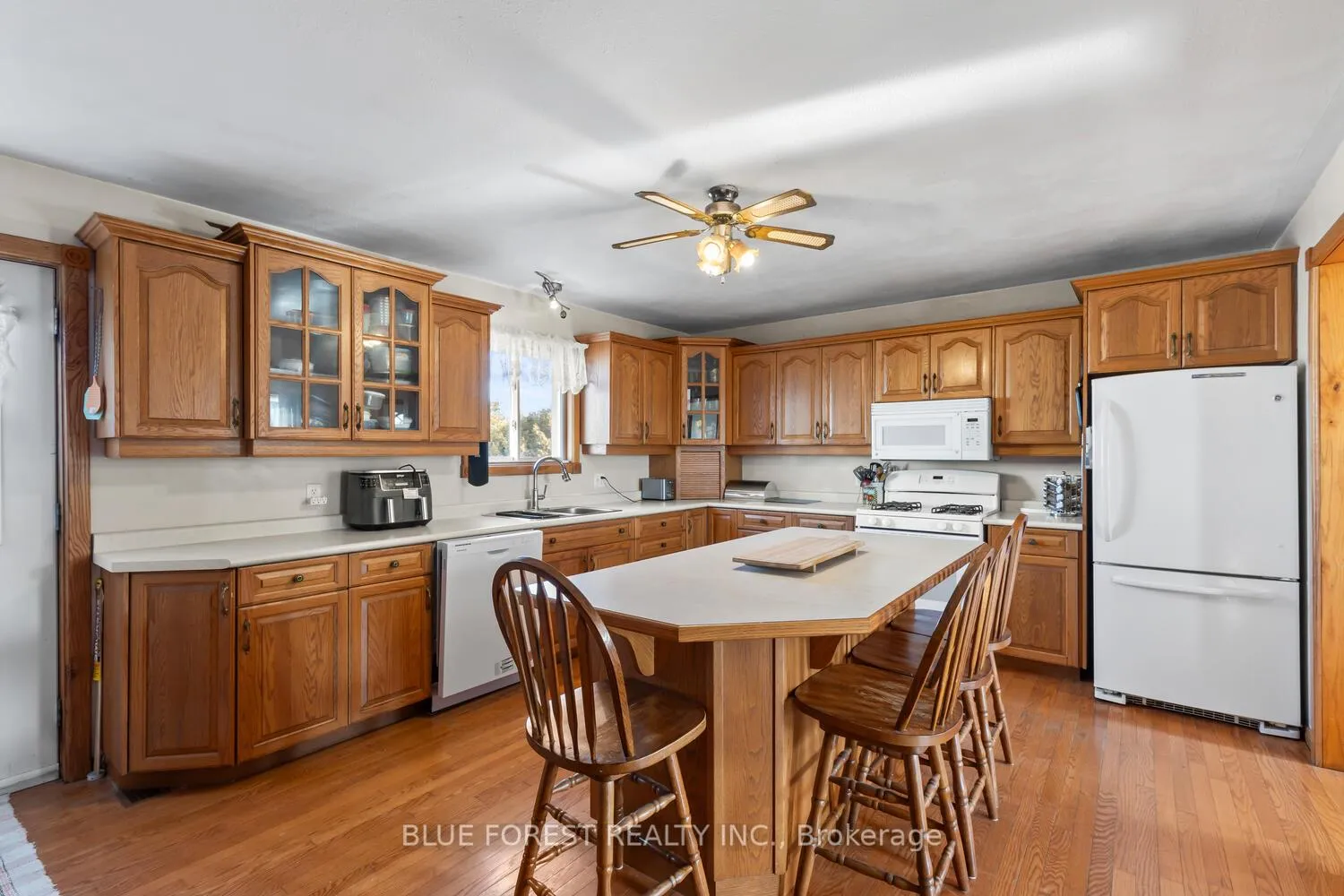 Photo 14 of 22120 Talbot Road, West Elgin, New Glasgow — HOMEH