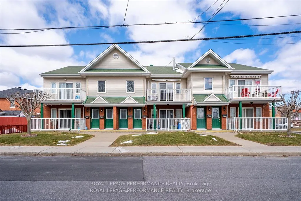Photo 2 of Unit A, 35 First Street, Cornwall — HOMEH