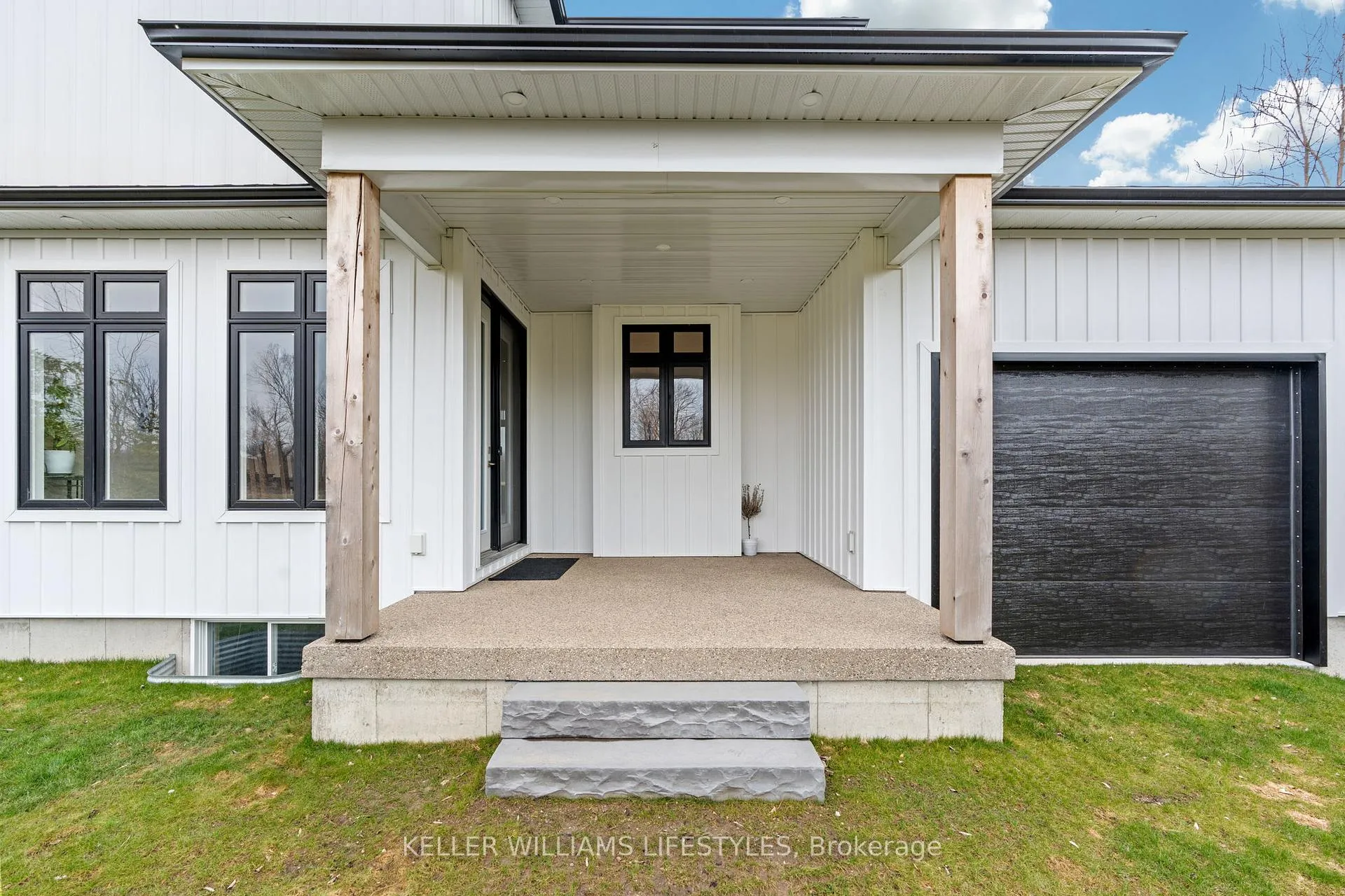Photo 8 of 34180 Melena Beach Side Road, Bluewater, Bayfield — HOMEH